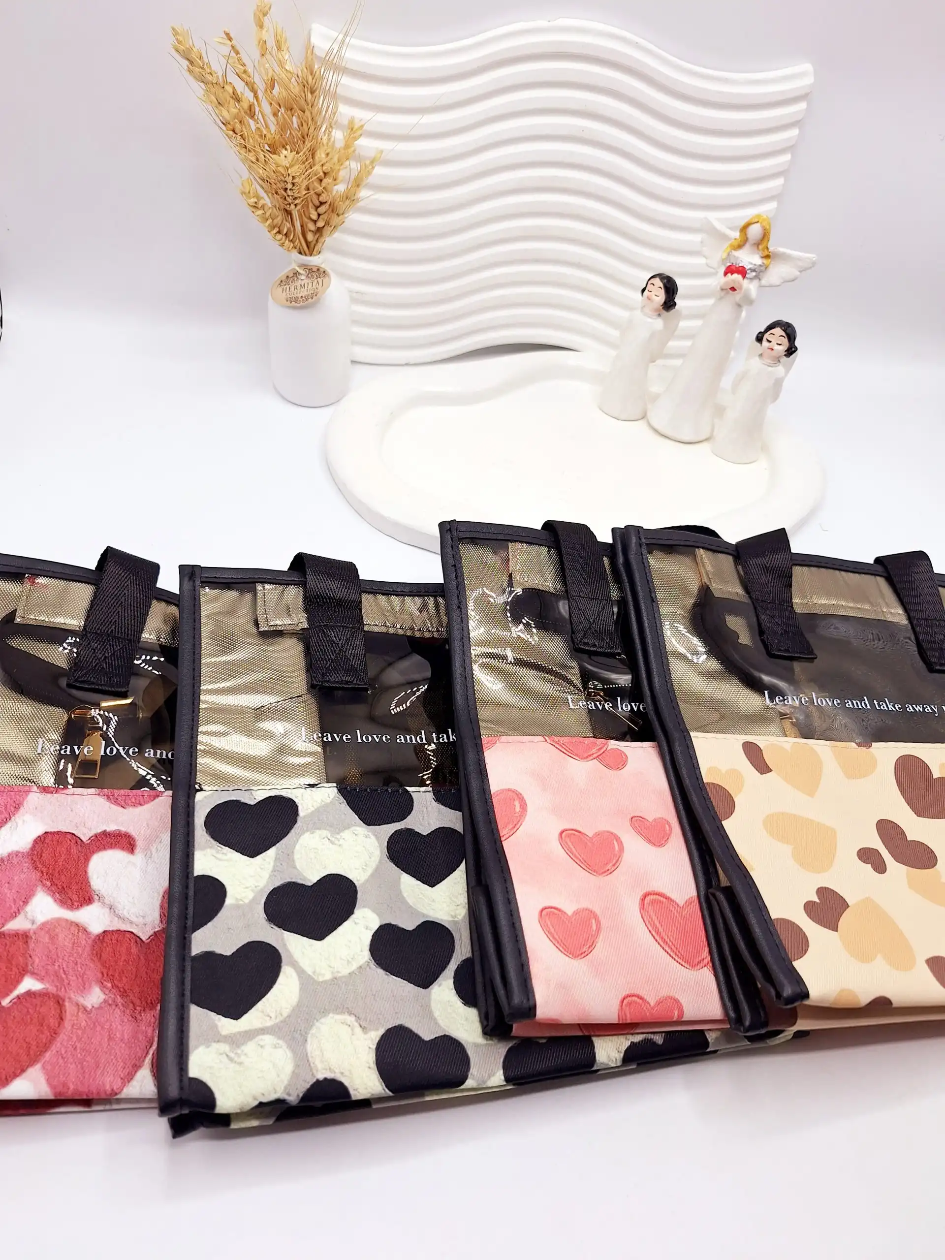 کیف قابل حمل زیپ دار طرح قلبی