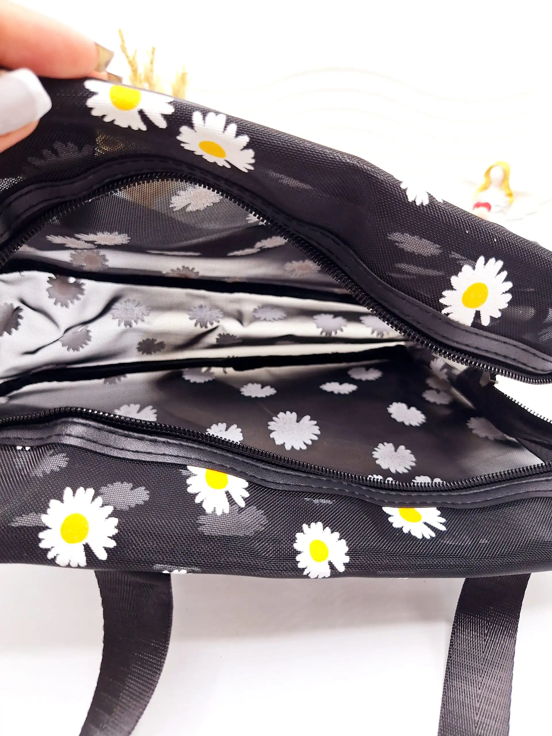 کیف مشکی سایز بزرگ بابونه