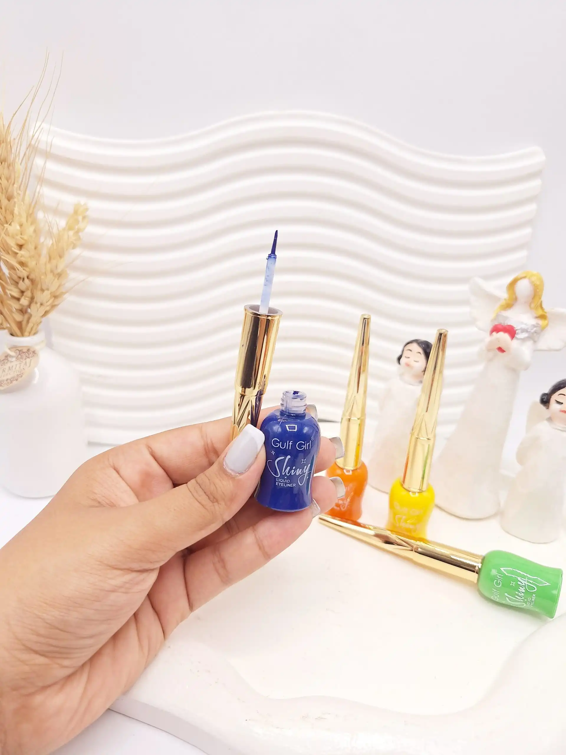 خط چشم رنگی پوکه استوانه ای Gulf Girl EG039