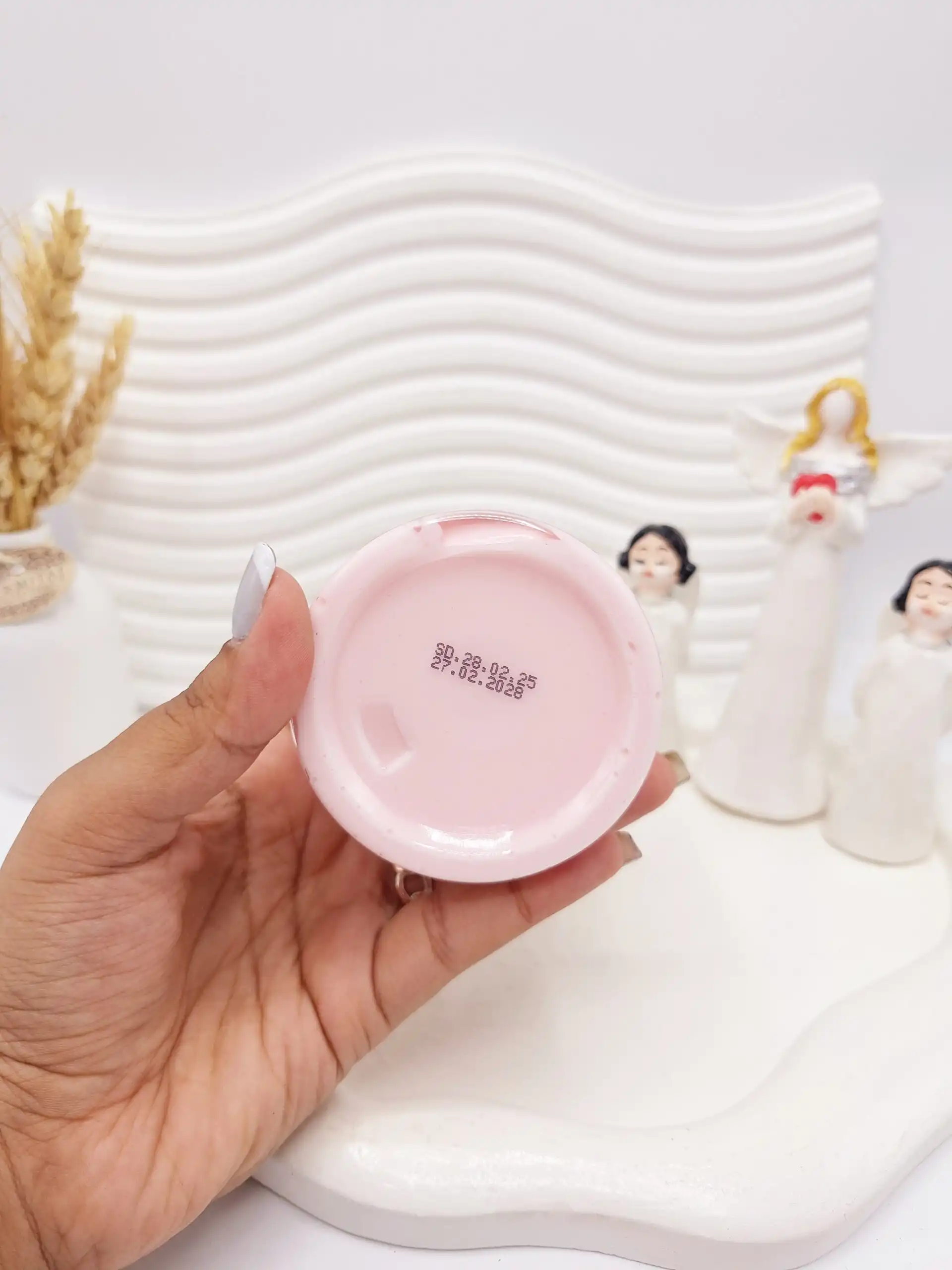 کره بدن رایحه گل رز 200 گرم سادور کد 8014