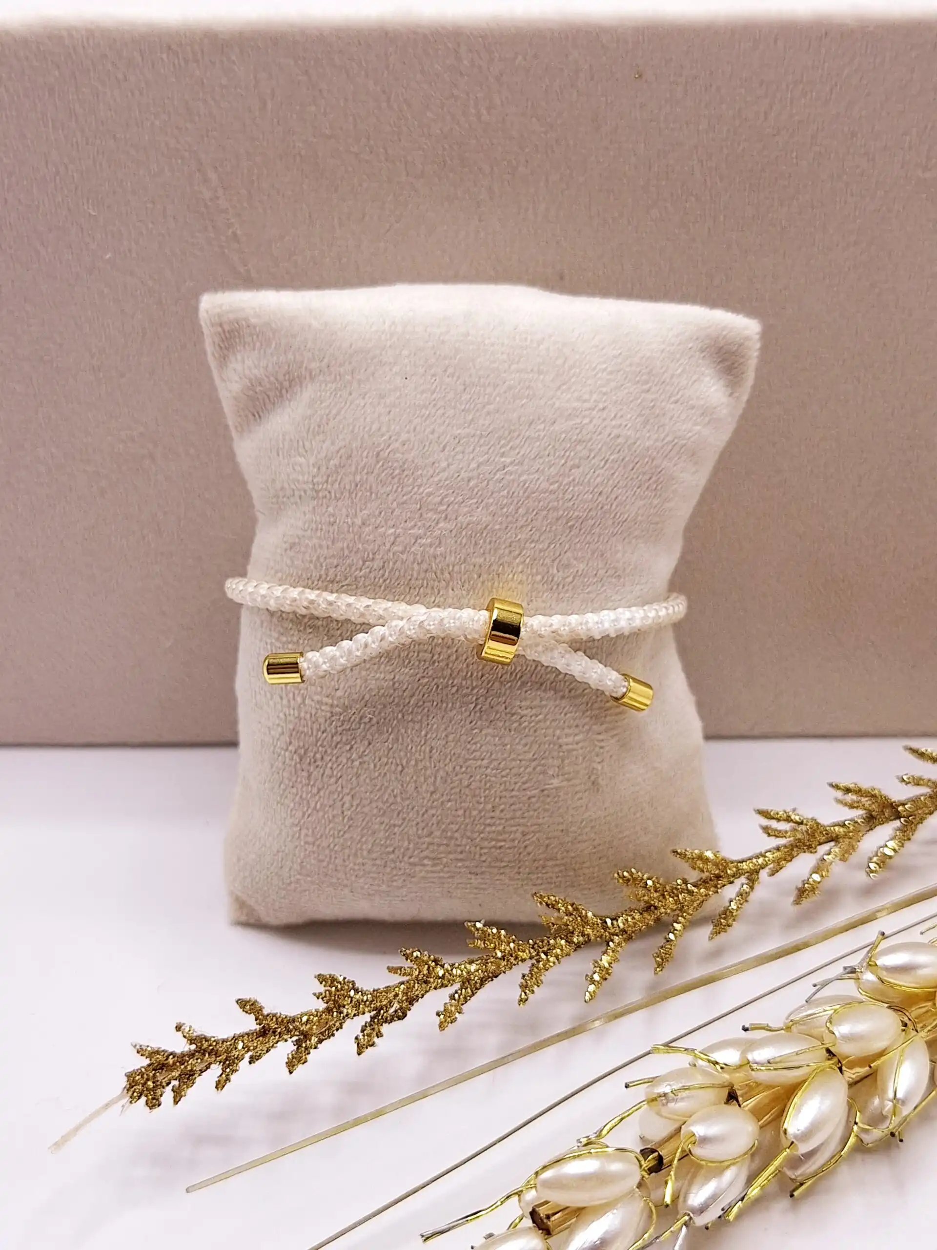 دستبند بافت طرح بی نهایت