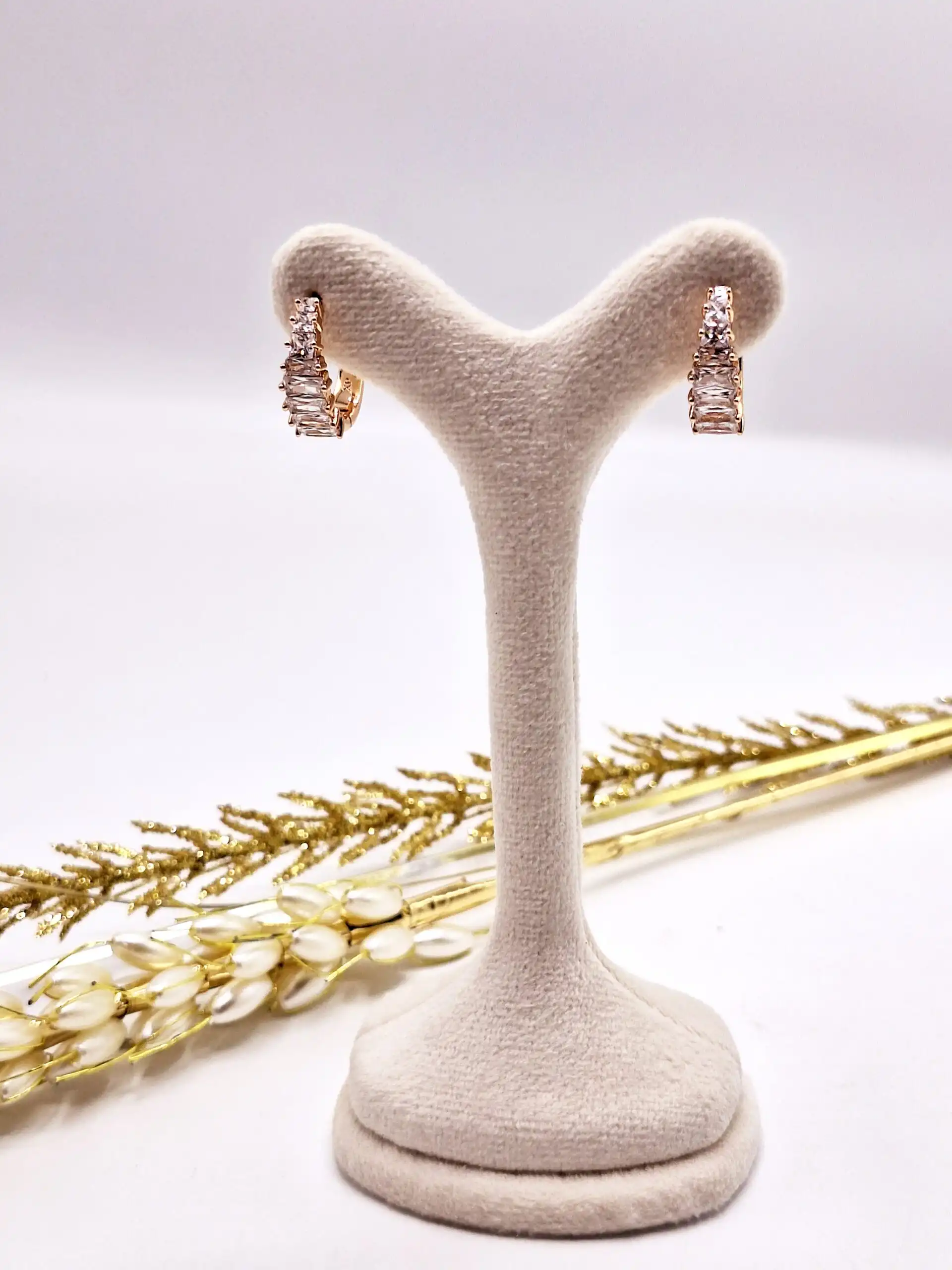 گوشواره طلایی طرح نگین تنیسی برند ژوپینگ