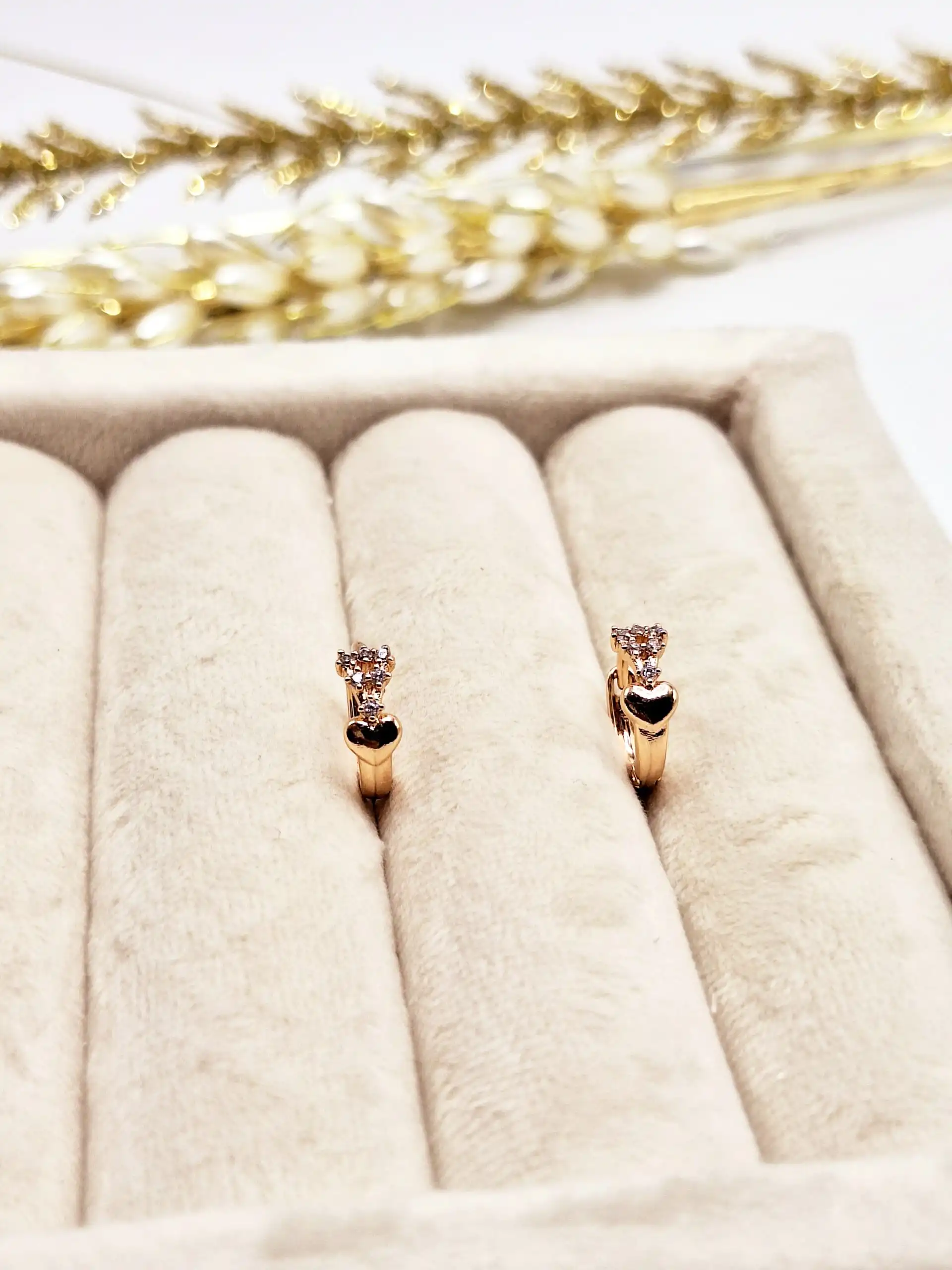 گوشواره طلایی طرح مینمال قلب برند ژوپینگ