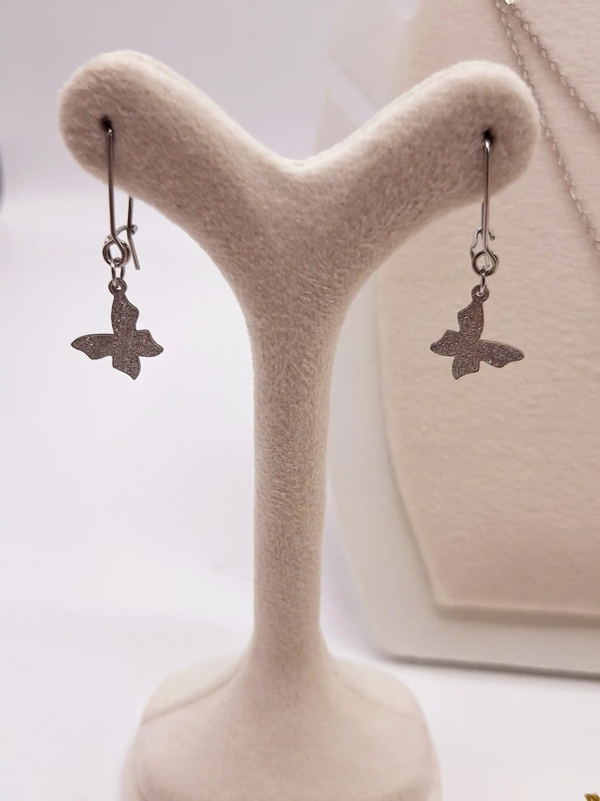 نیم ست دو لاین طرح پروانه شنی نقره ای استیل