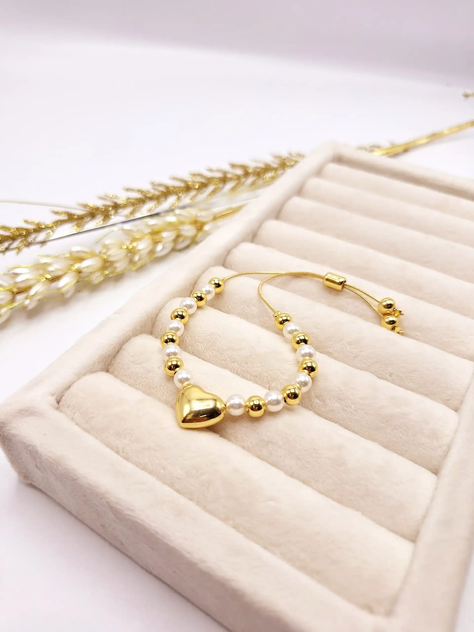 دستبند زیبا مروارید قلبی جنس رادیوم