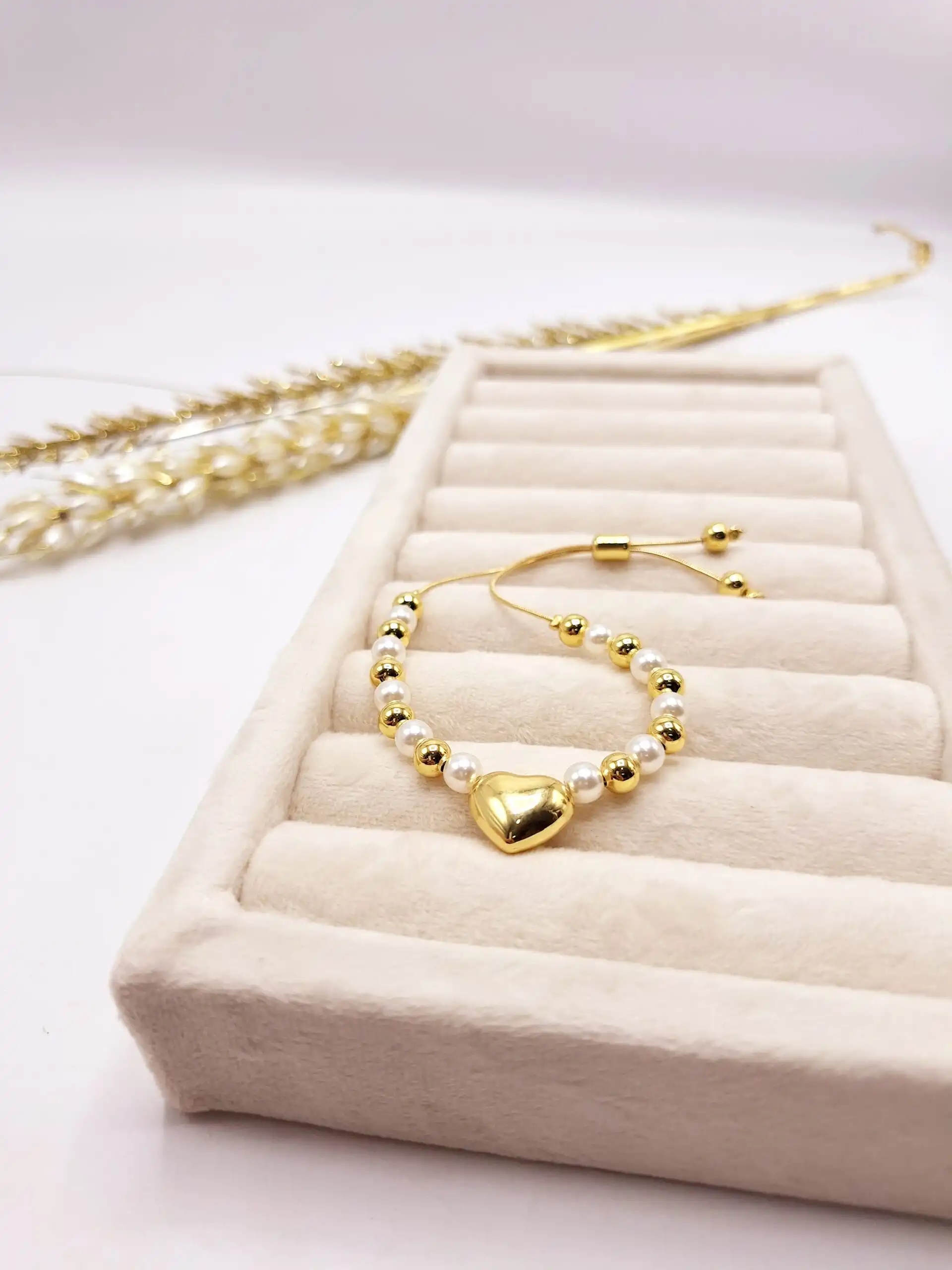 دستبند زیبا مروارید قلبی جنس رادیوم