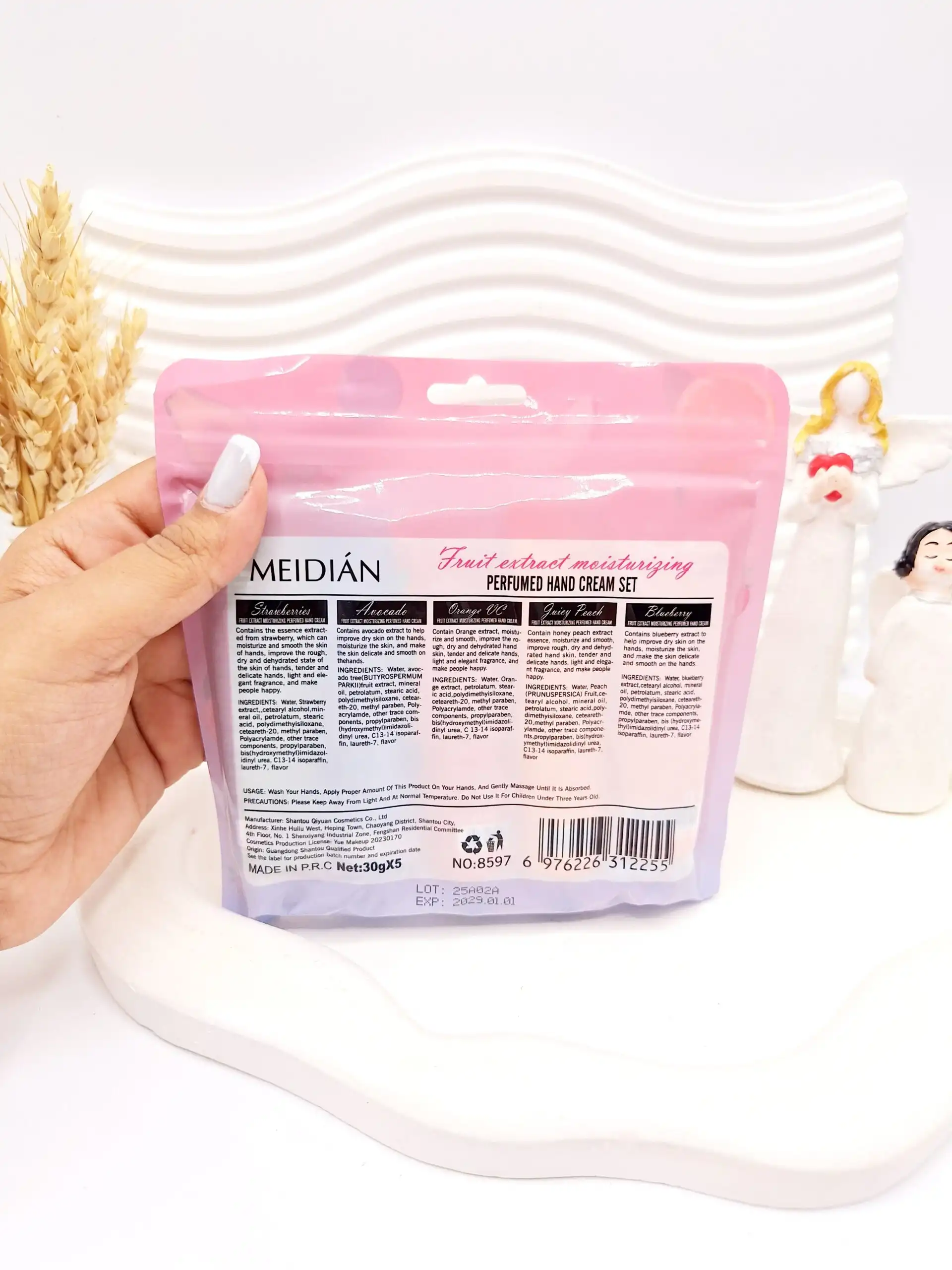 کرم دست رایحه میوه ای MEIDIAN کد 8597