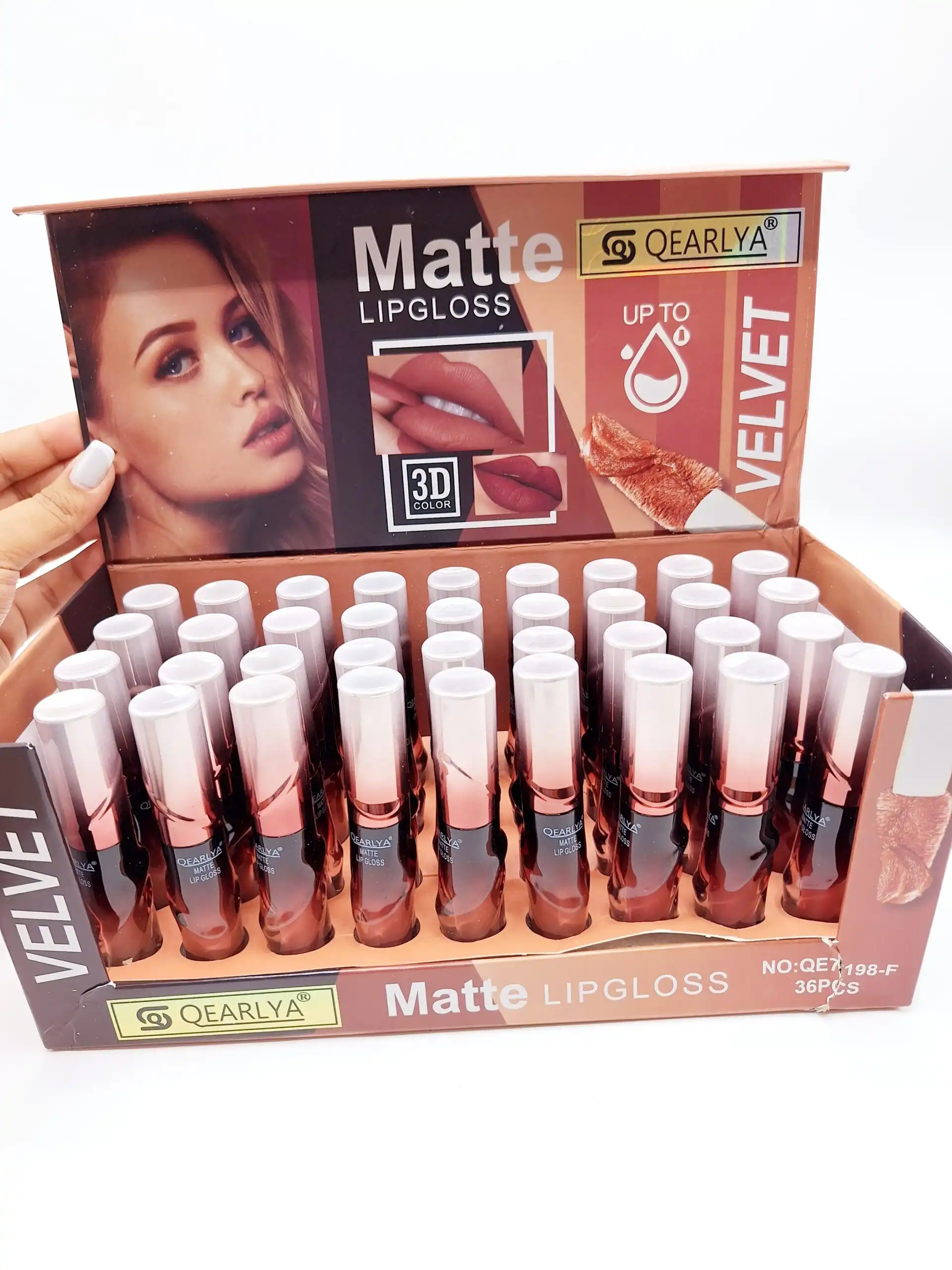 پک رژ مایع 9 تایی جذاب و خوش رنگ برند QEARLYA کد 7198