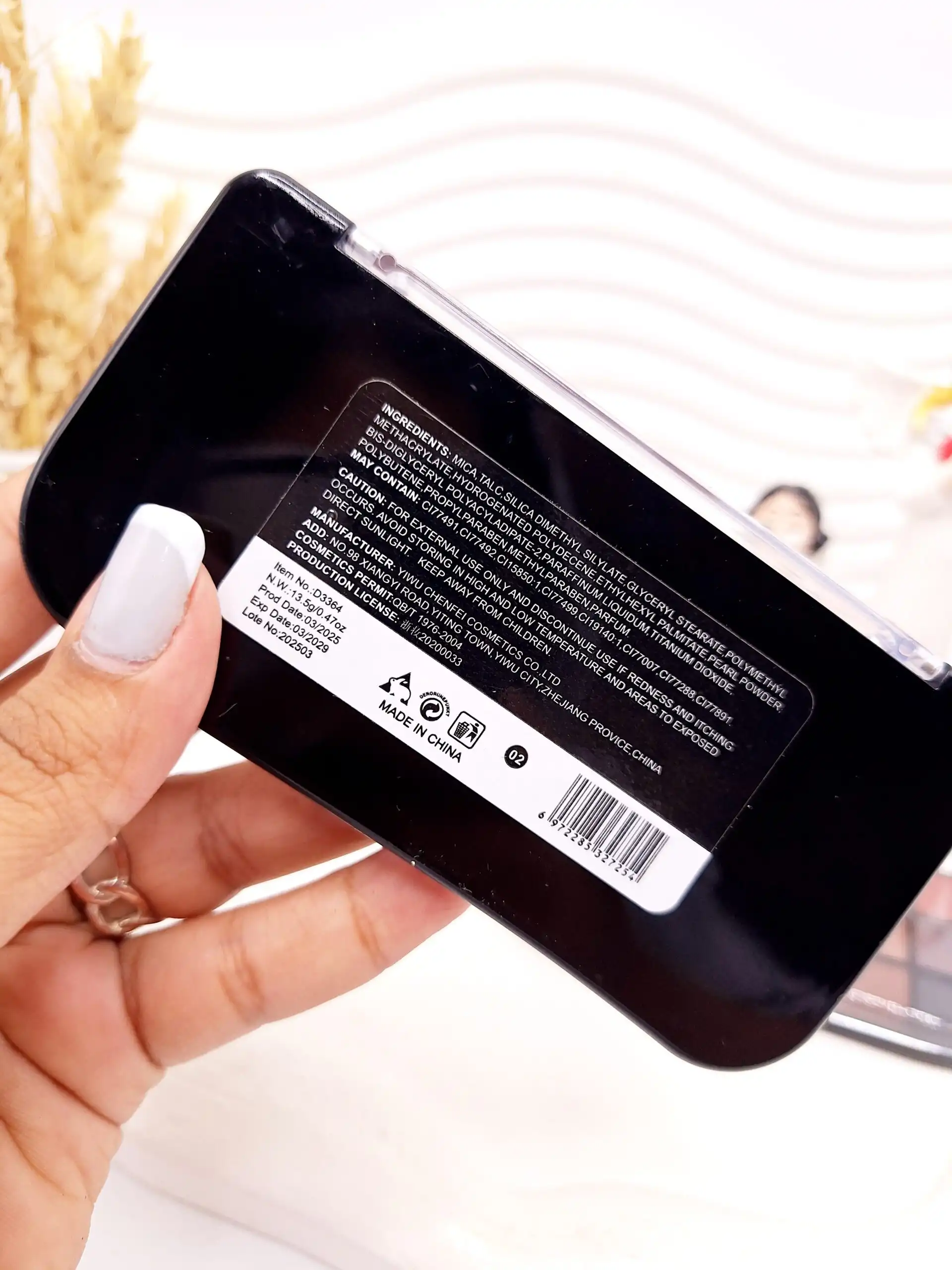 پالت سایه 15 رنگ DoDo Girl کد 3364