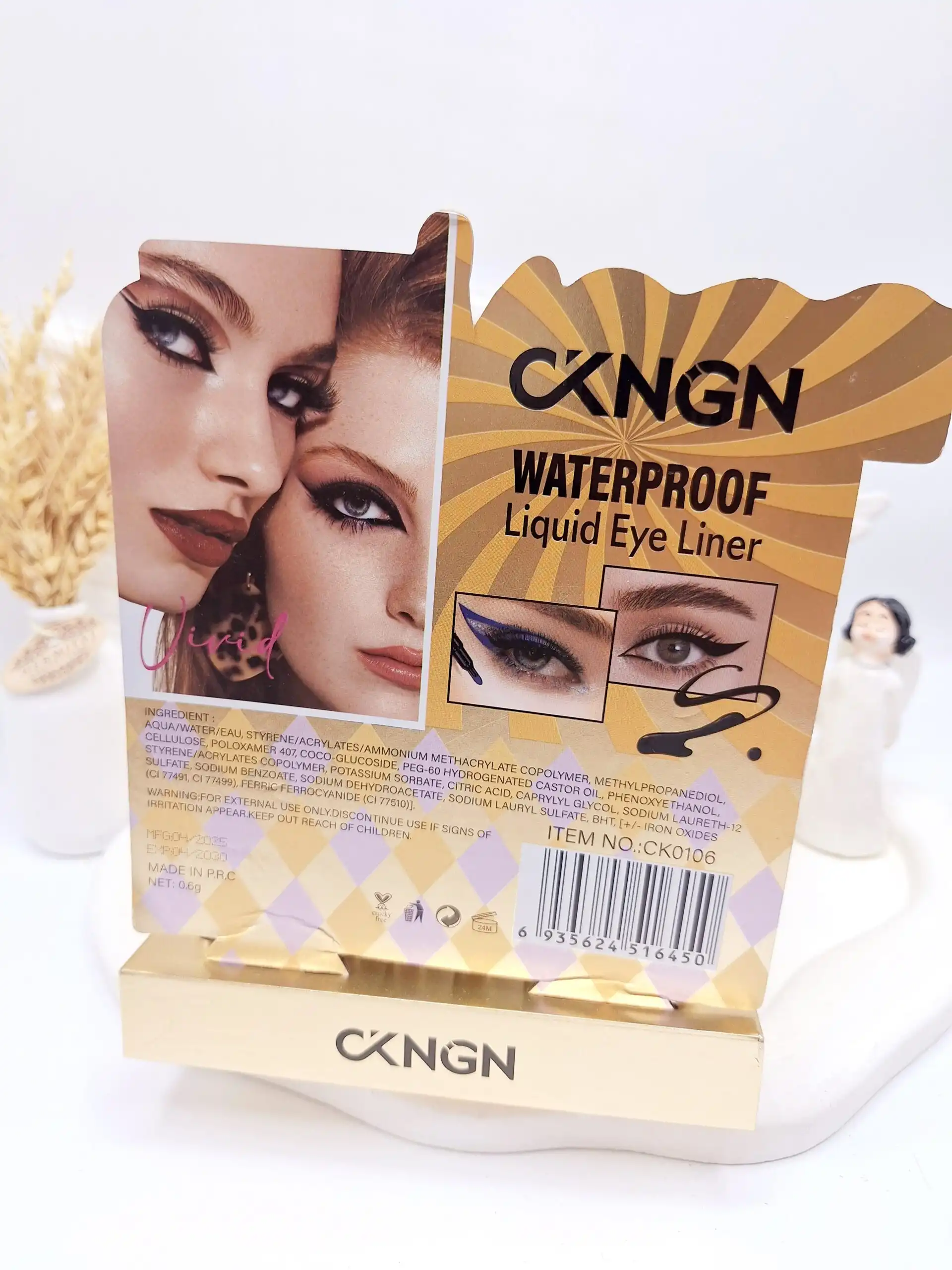 خط چشم مایع آبی و مشکی CKNGN کد 0106