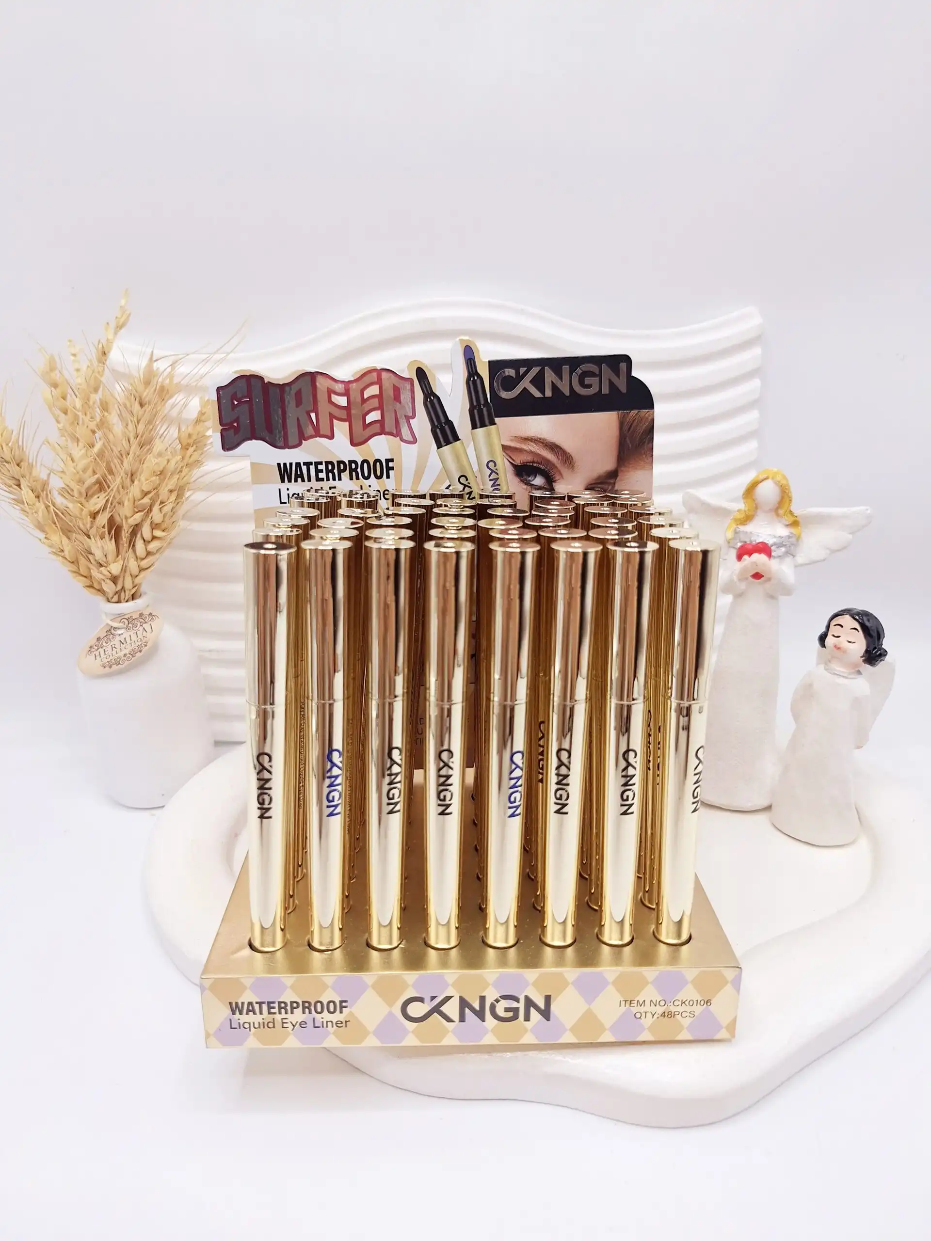 خط چشم مایع آبی و مشکی CKNGN کد 0106