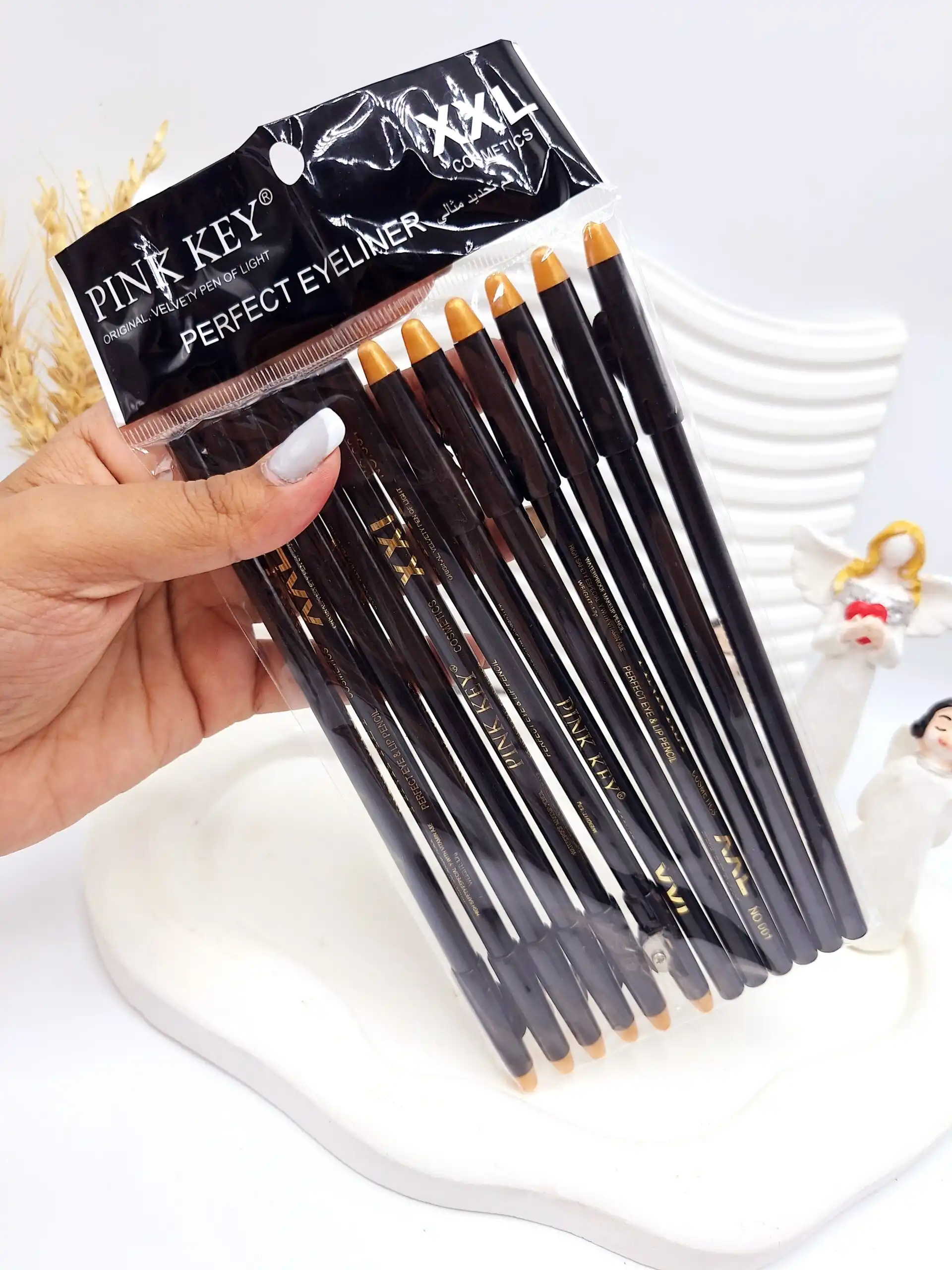 مداد چشم مشکی تراش دار برند پینک کی کد 8900