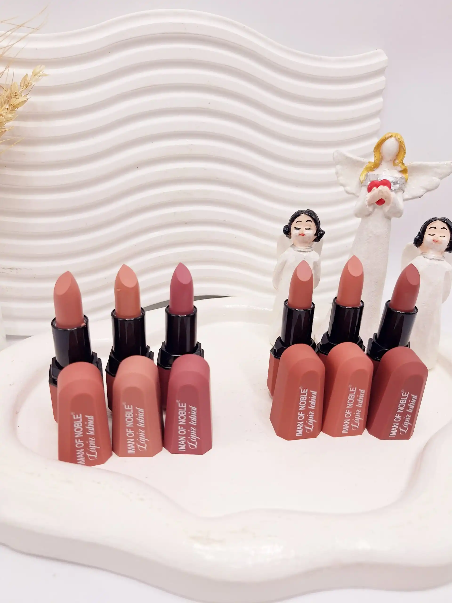 پک 6 تایی رژ جامد ایمن آف نوبل ضد آب کد 8558