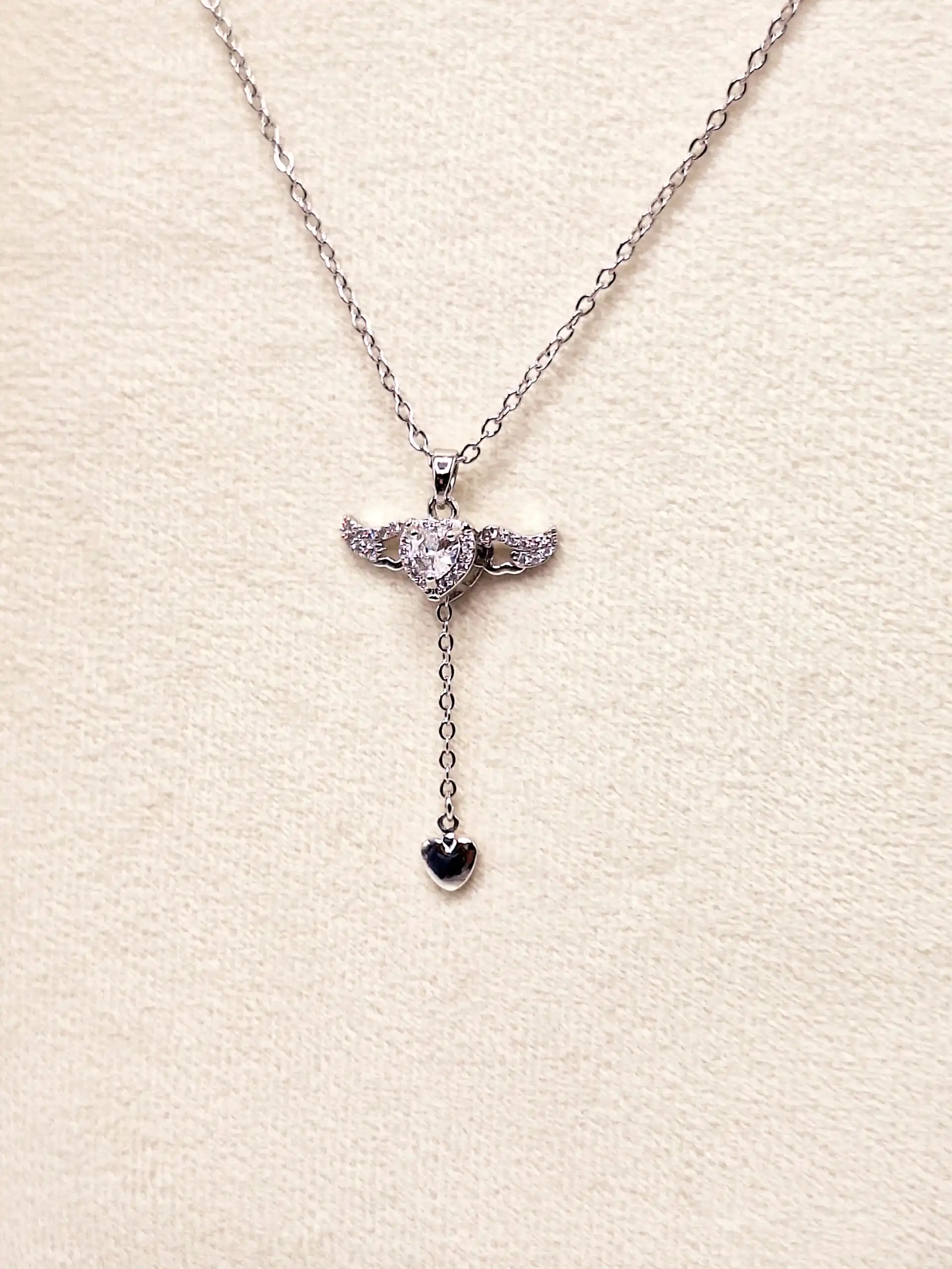 گردنبند بال متحرک (سفید) استیل