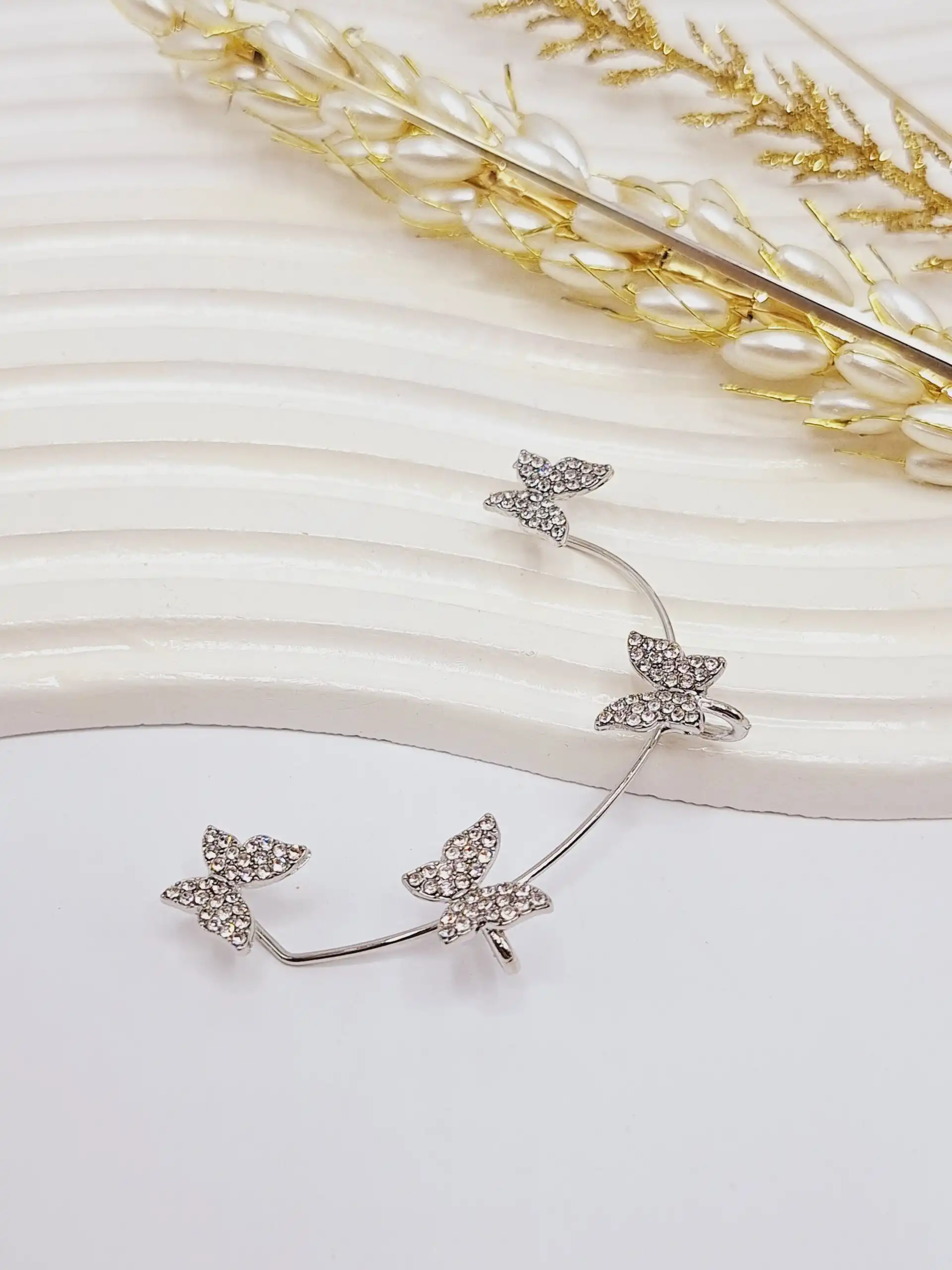 گوشواره ایرکاف طرح پروانه نقره ای بدون نیاز به سوراخ کردن گوش