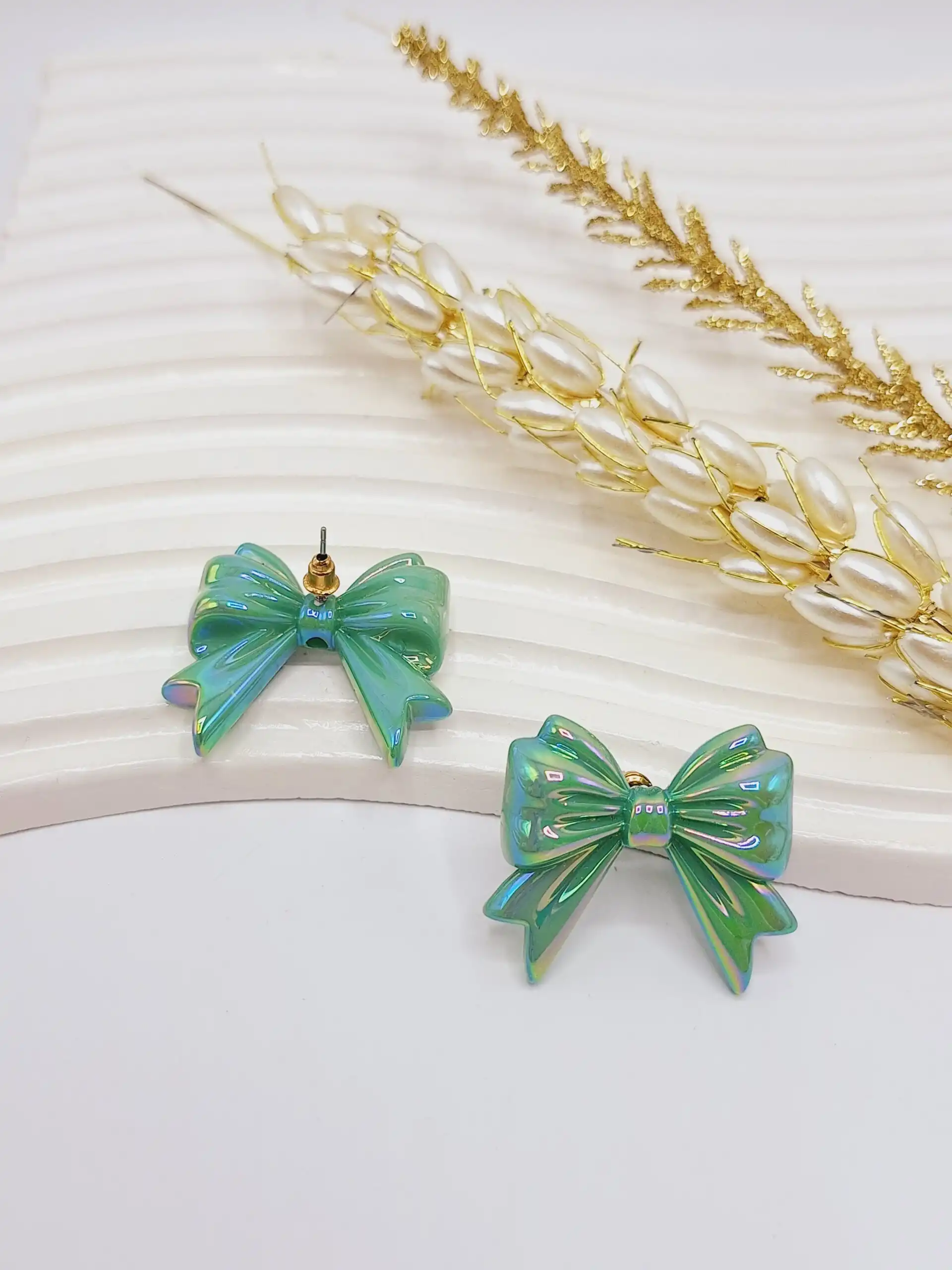 گوشواره آبنباتی طرح پاپیون (سبز)