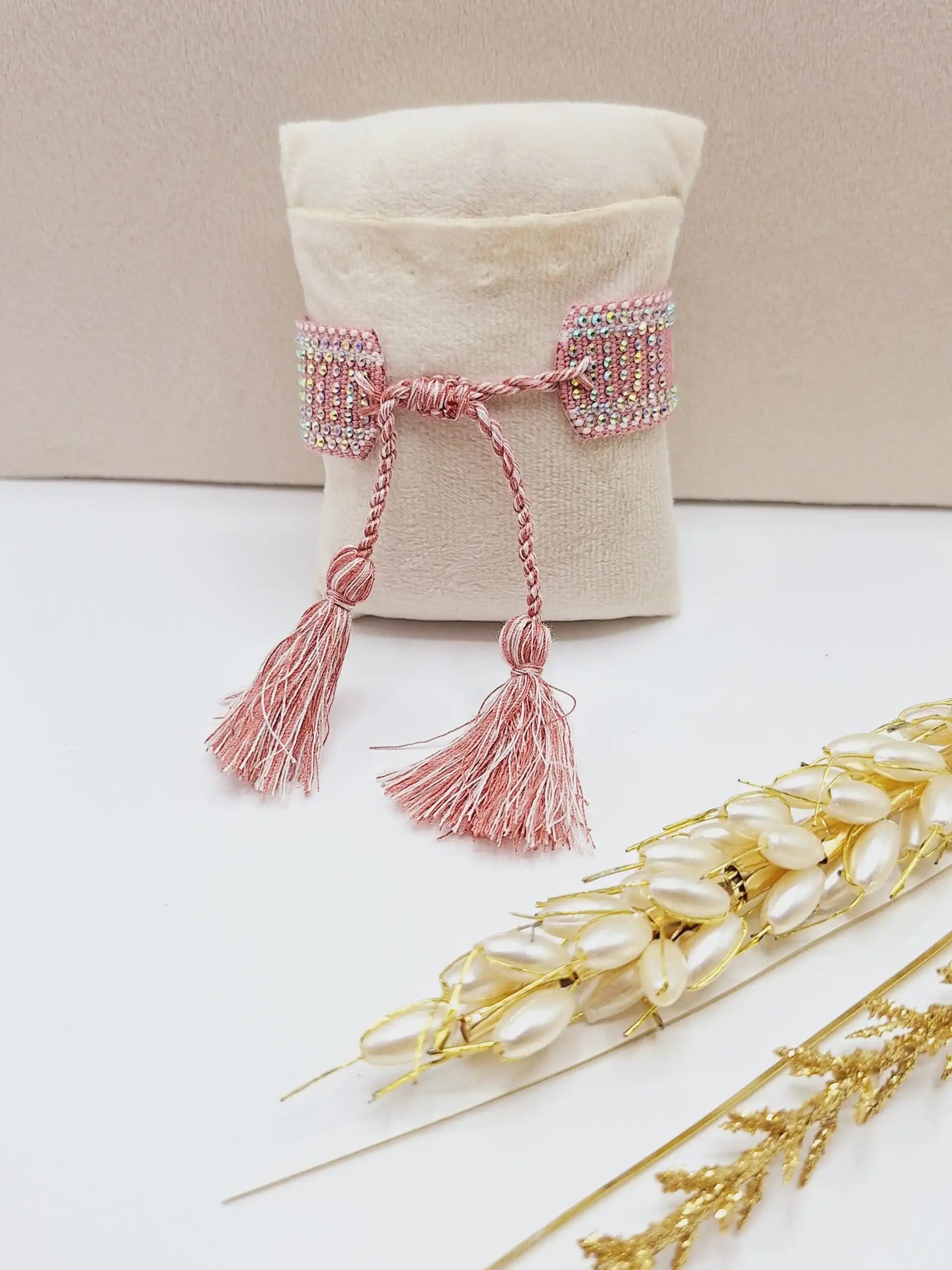 دستبند پارچه ای نگین دار CHRISTIAN DIOR (رنگ گلبهی)