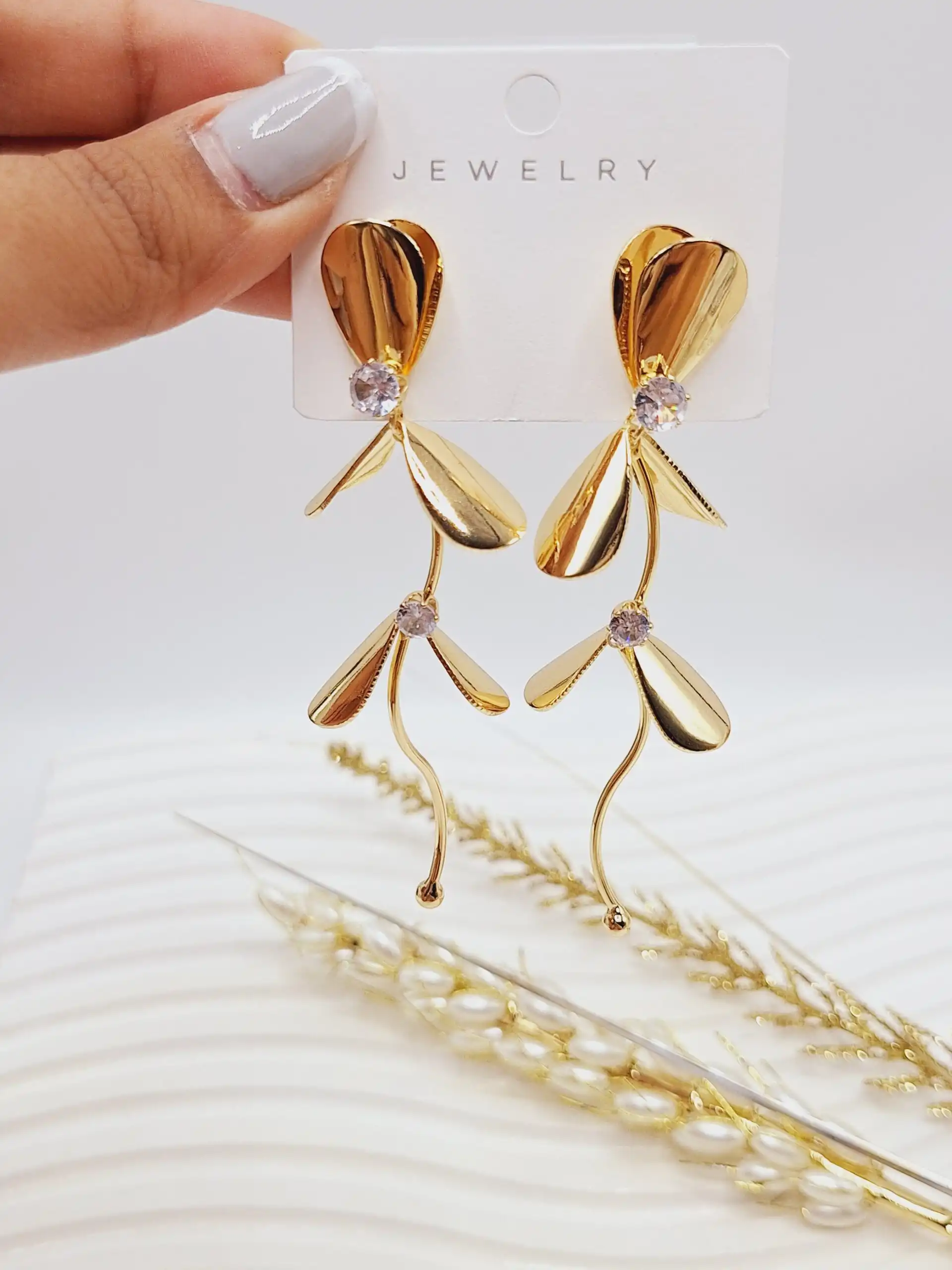 گوشواره آب نقره مدل مجلسی 3 پر آویز دار