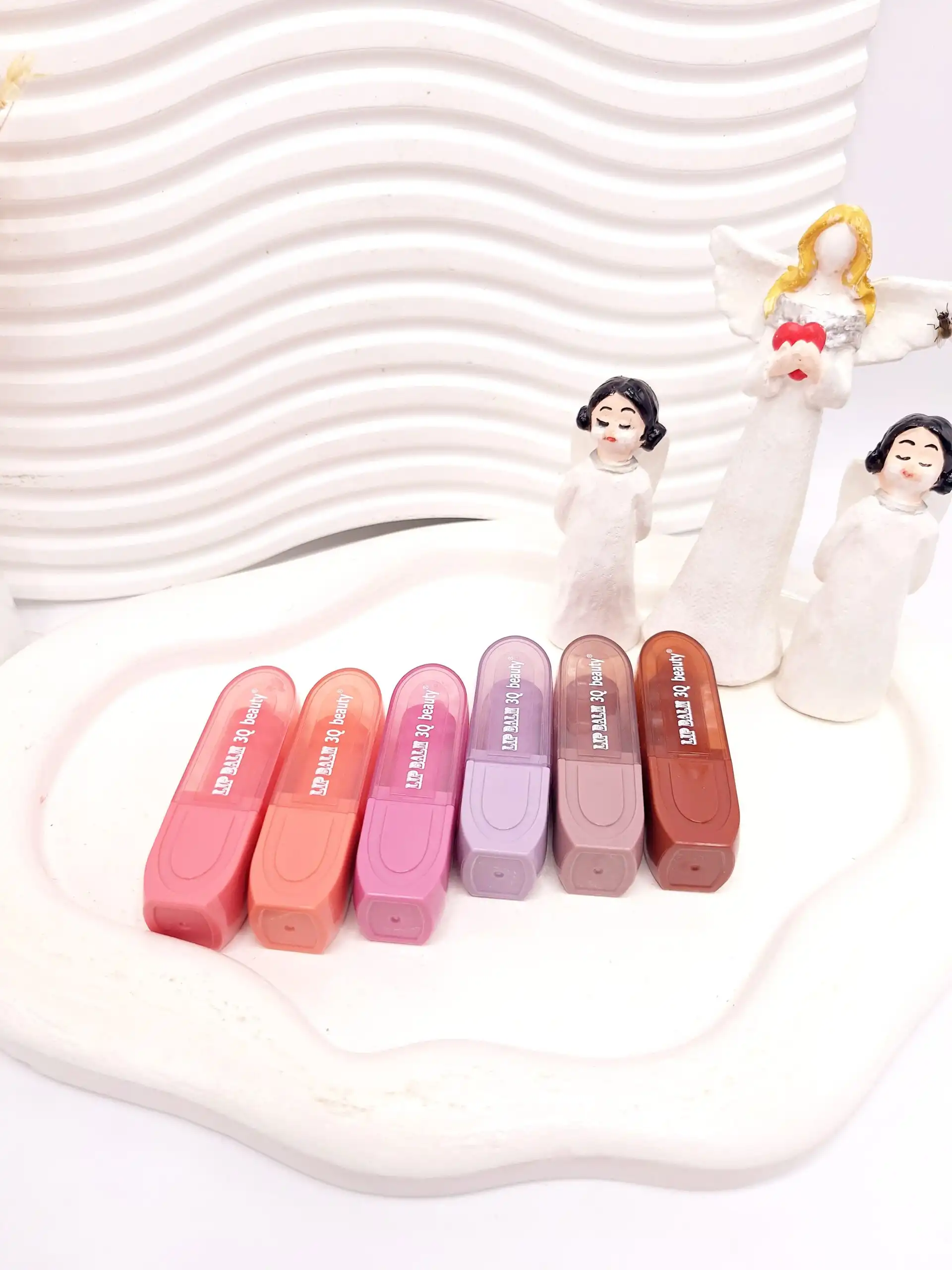 بالم لب مرطوب کننده شیشه ای LIP BALM 3Q beauty کد 303