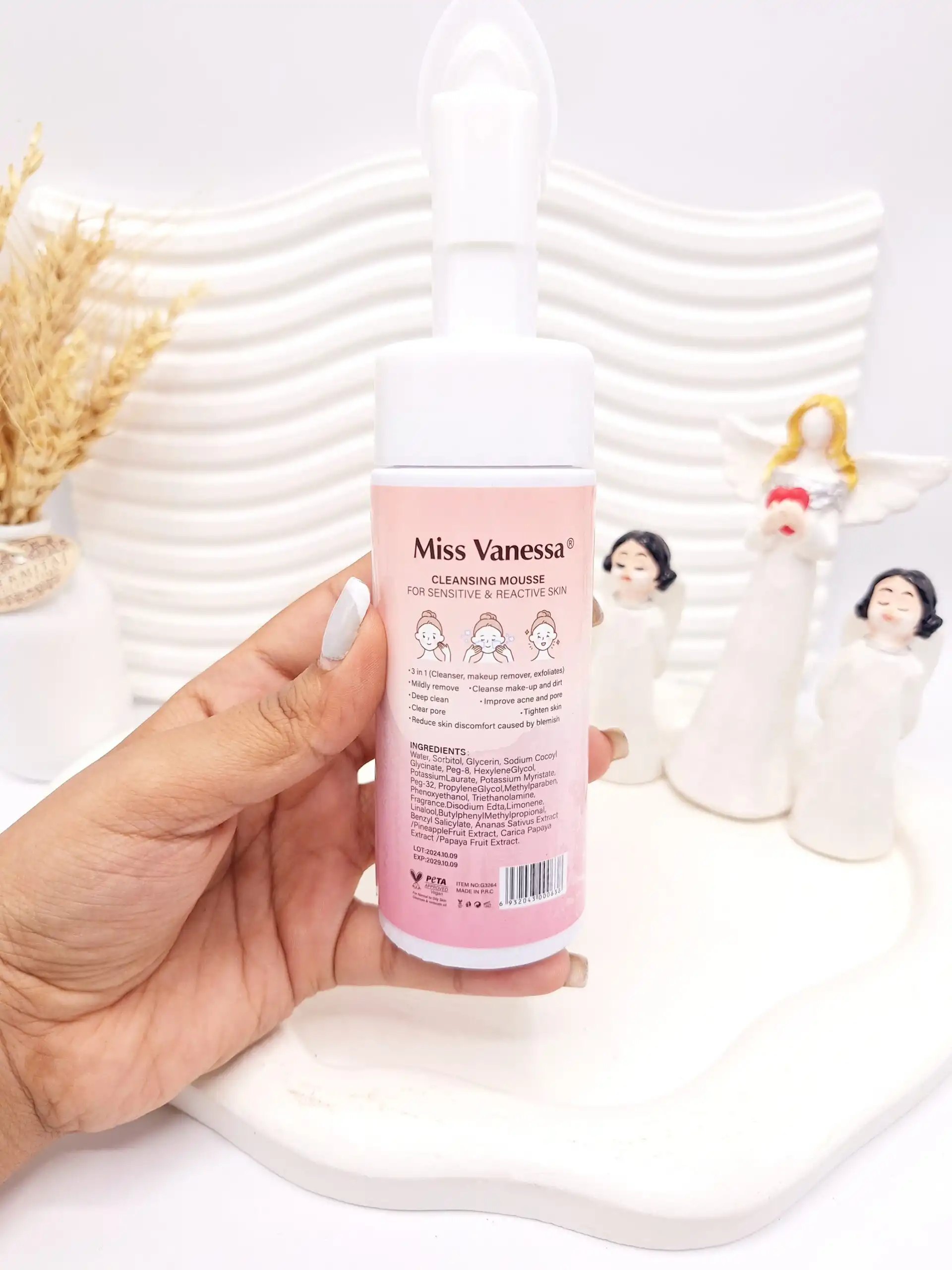 فوم پاک کننده کاپ کیکی میس ونسا کد  0368