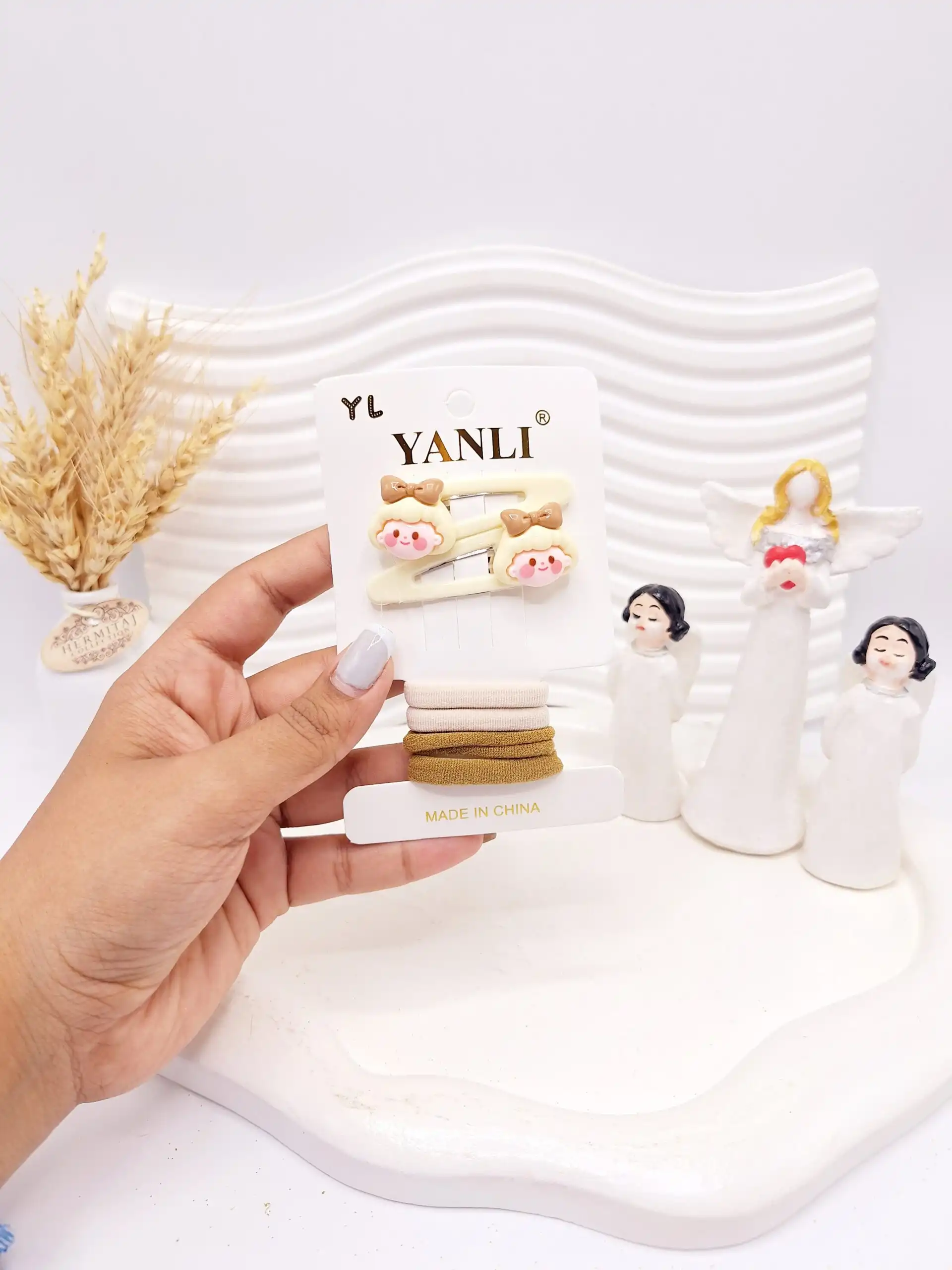 ست گیره و کش مو کارتی YANI طرح دختر نود