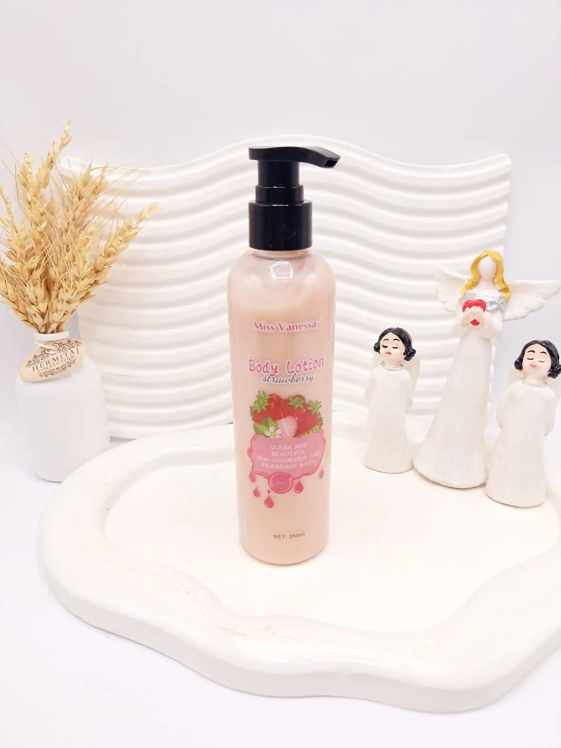 لوسیون توت فرنگی میس ونسا کد M7064