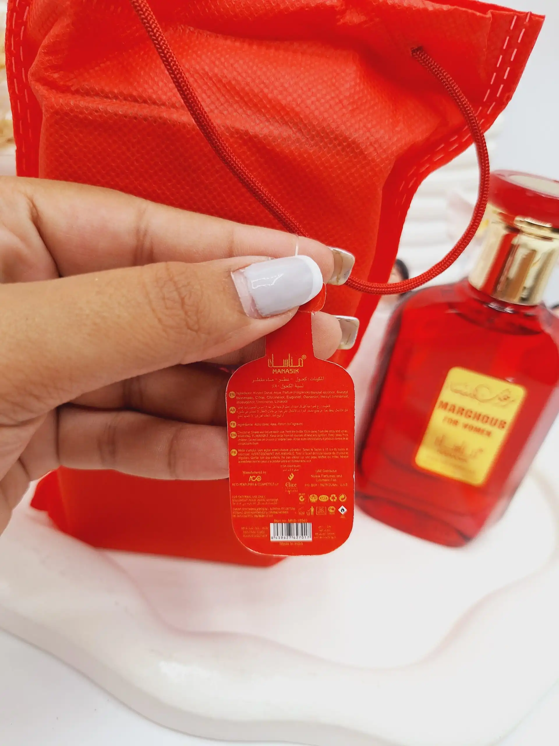 ادکلن مرغوب للنسا حجم 100 میل رنگ قرمز