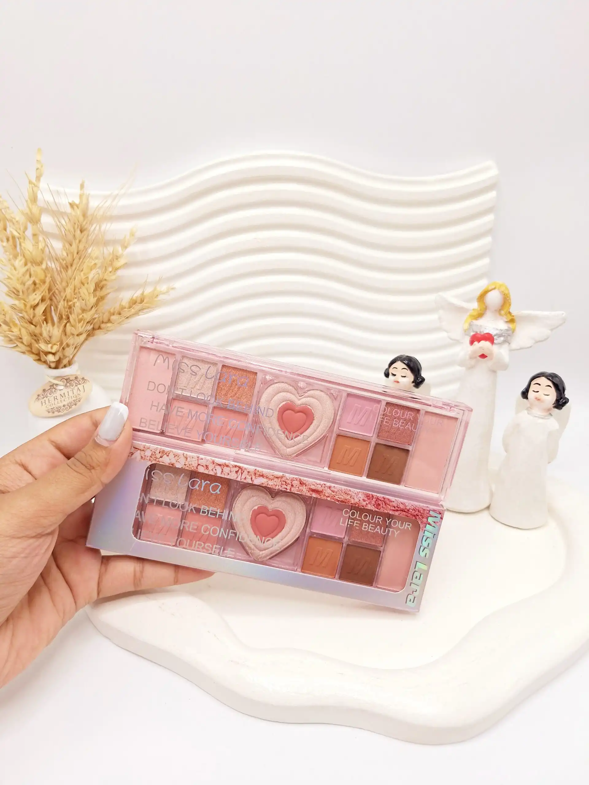 پالت سایه چشم 12 رنگ میس لارا کد 0989