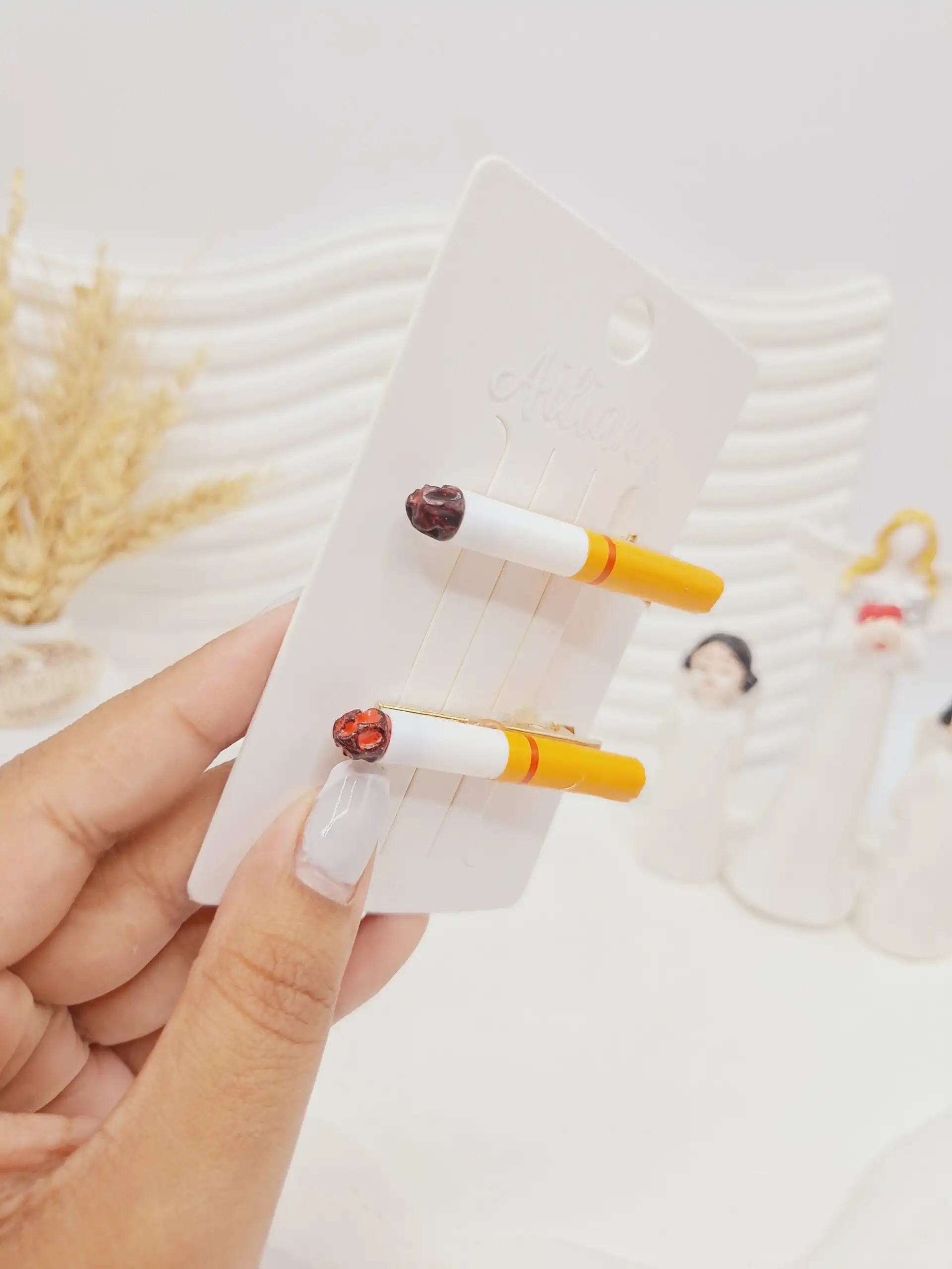 پک کارتی گیره مو طرح سیگار