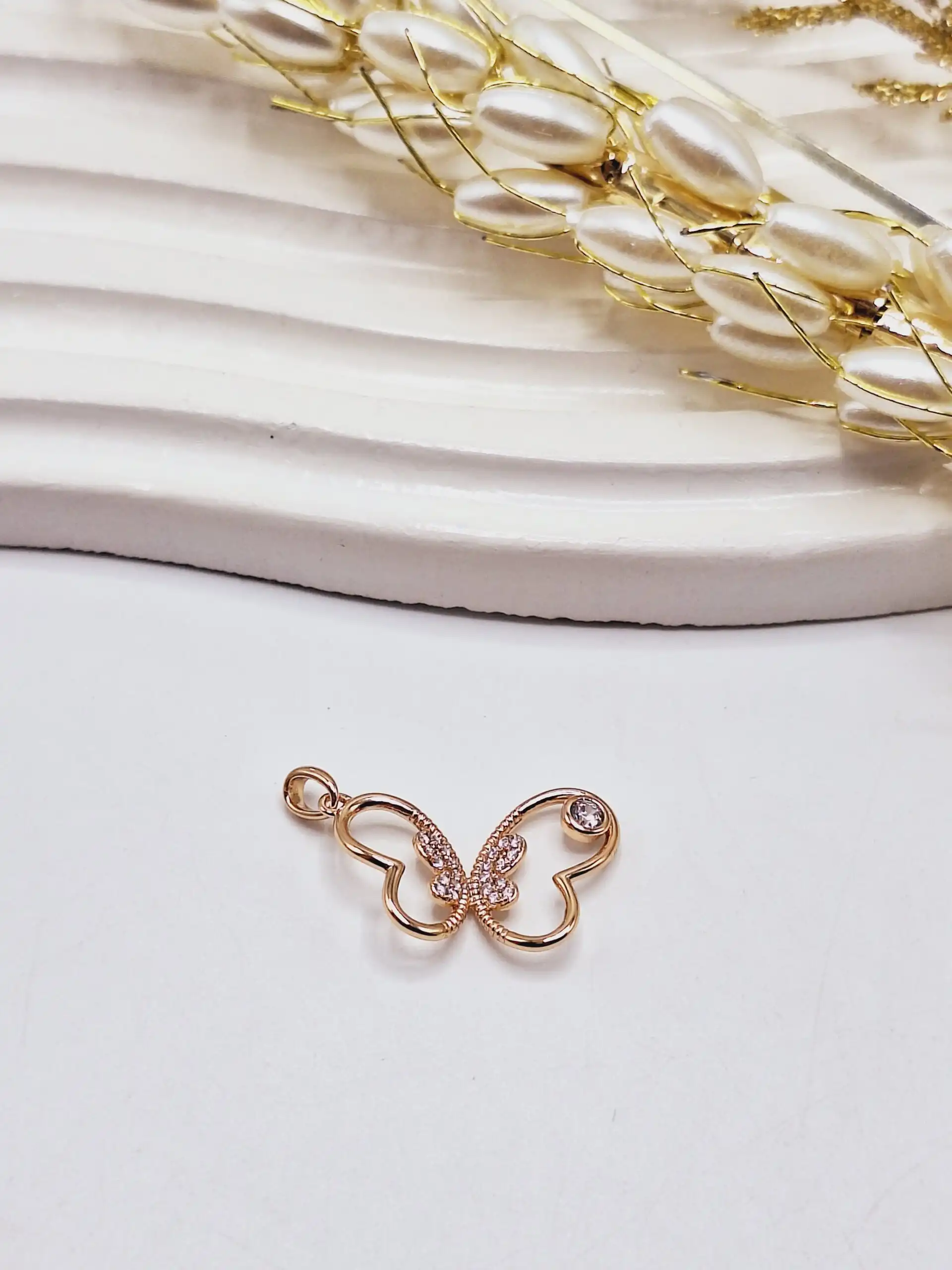 پلاک پروانه نگین مینمال طلایی ژوپینگ