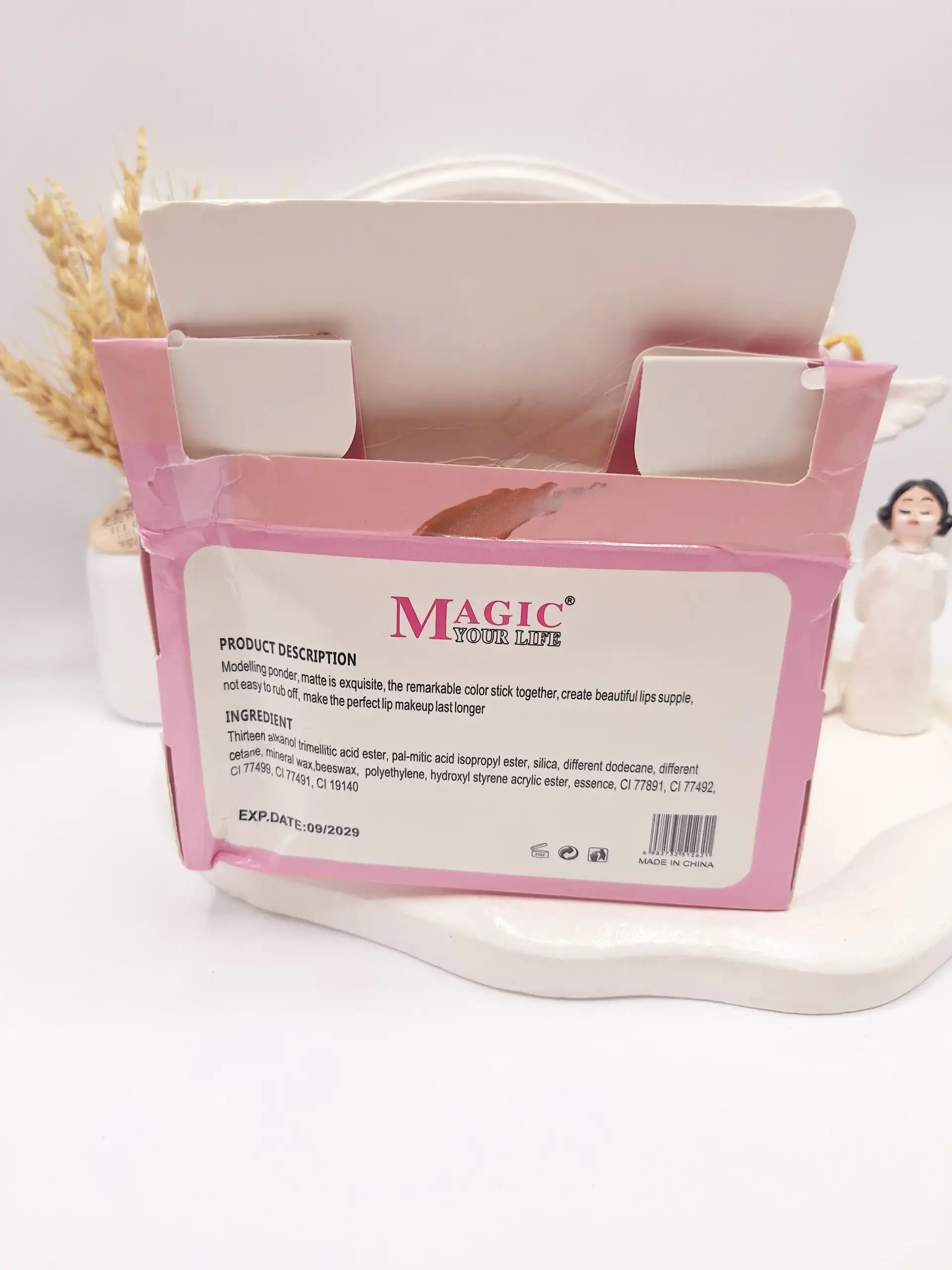 تینت لب خوش رنگ برند مجیک کد LC262