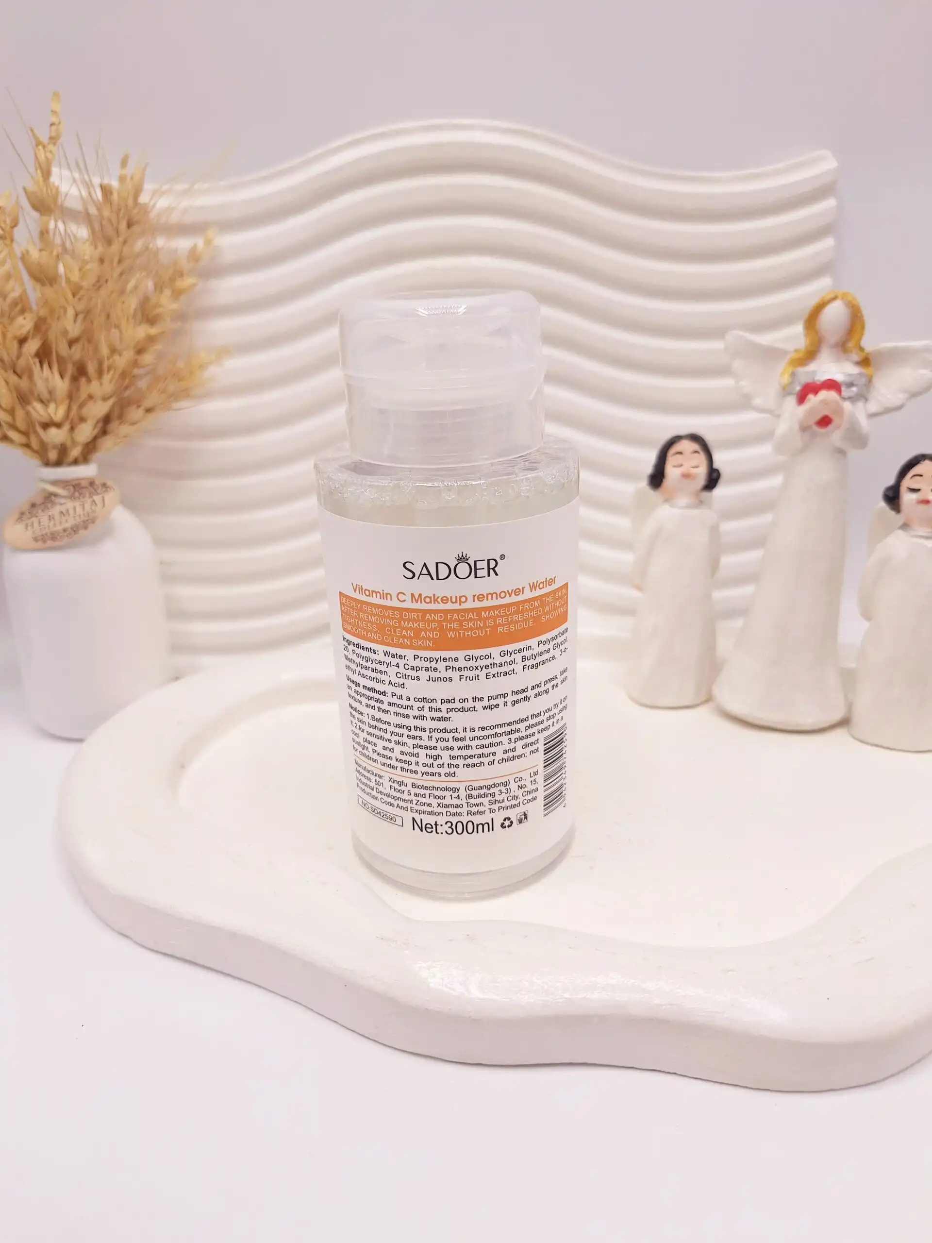 محلول آرایش پاک کن ویتامین سی سادور کد 2590