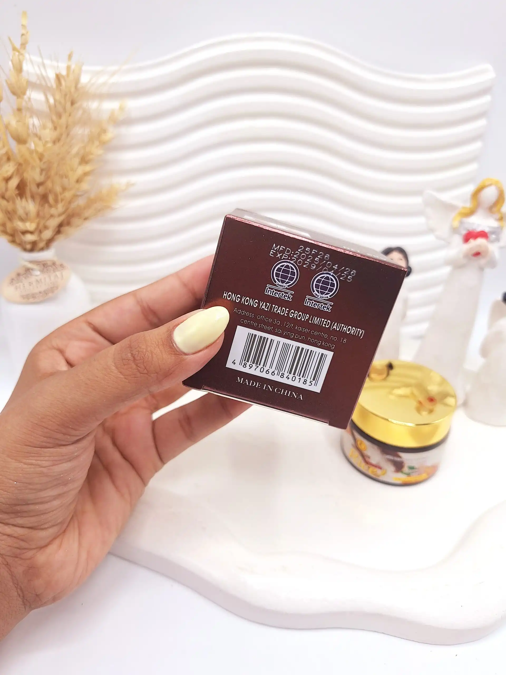 کرم ضد لک و تیرگی زردچوبه و برنج برند HEAVIEON DOVE کد 0185