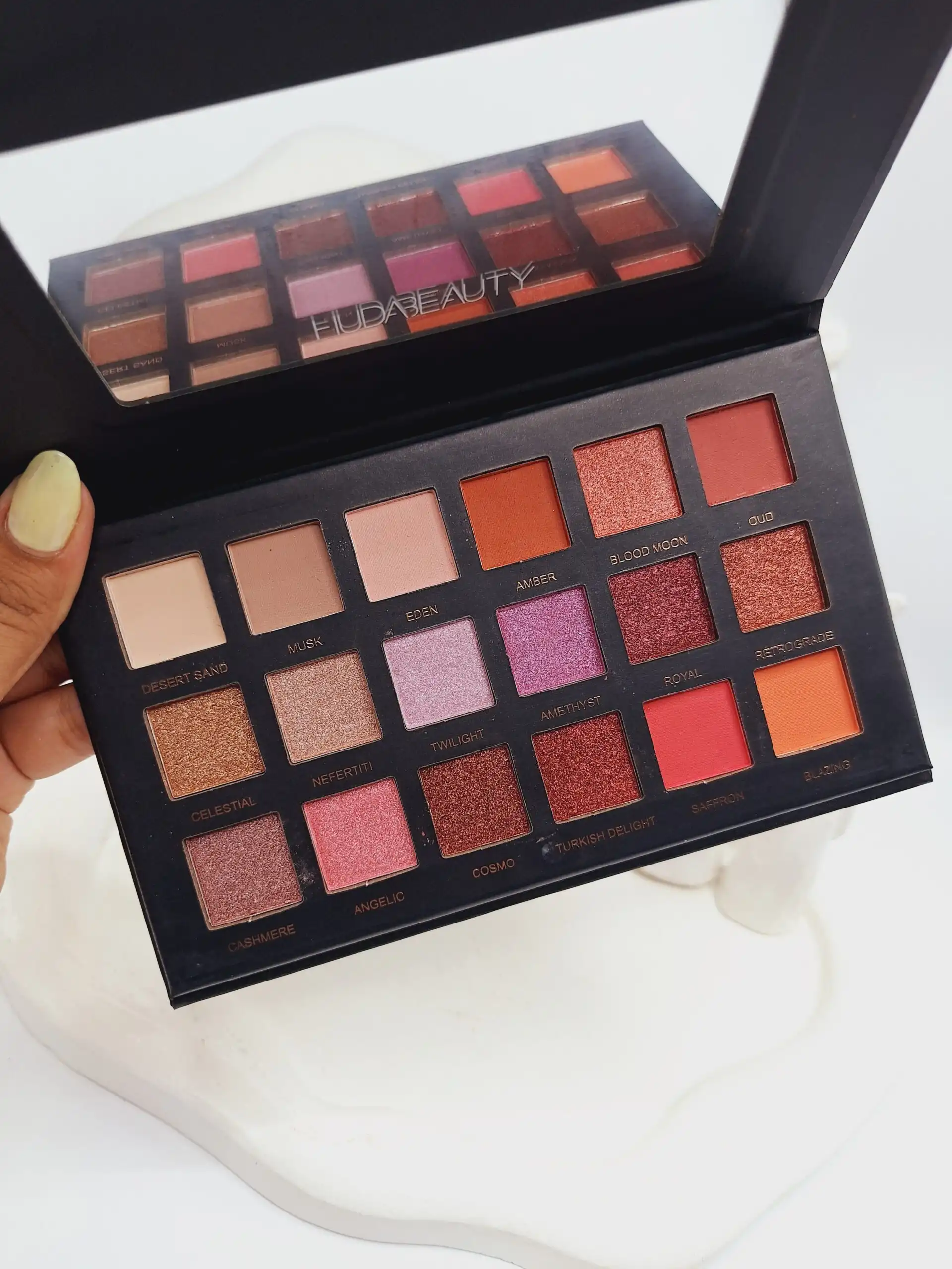 پالت سایه چشم برند هدا بیوتی کد 2015