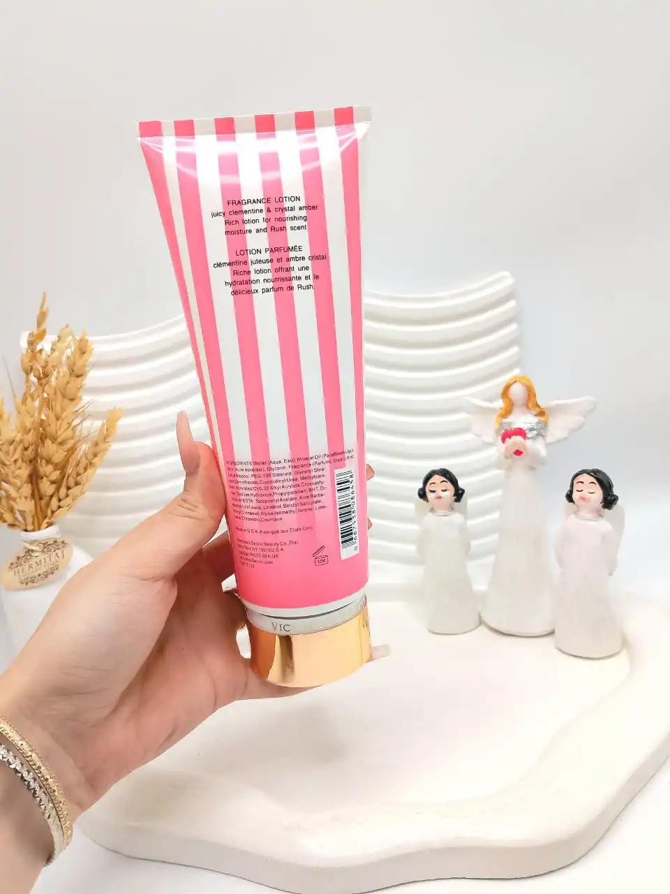 لوسیون بدن ویکتوریا سکرت مدل BOMBSHELL حجم 236 میل کد 6458