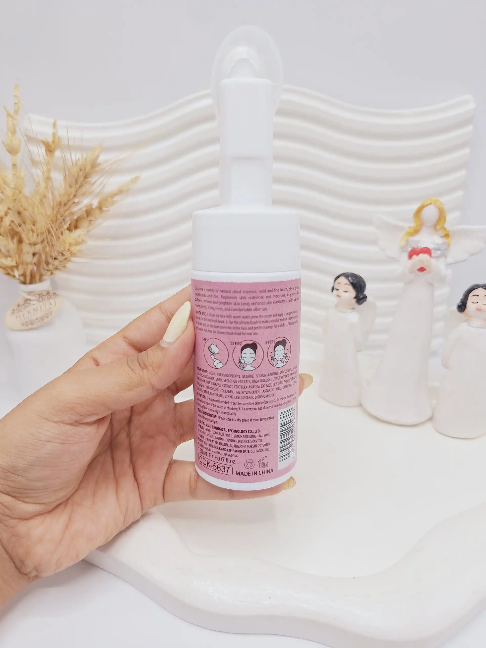 فوم براش دار مرطوب کننده یارا (صورتی) کد 5637