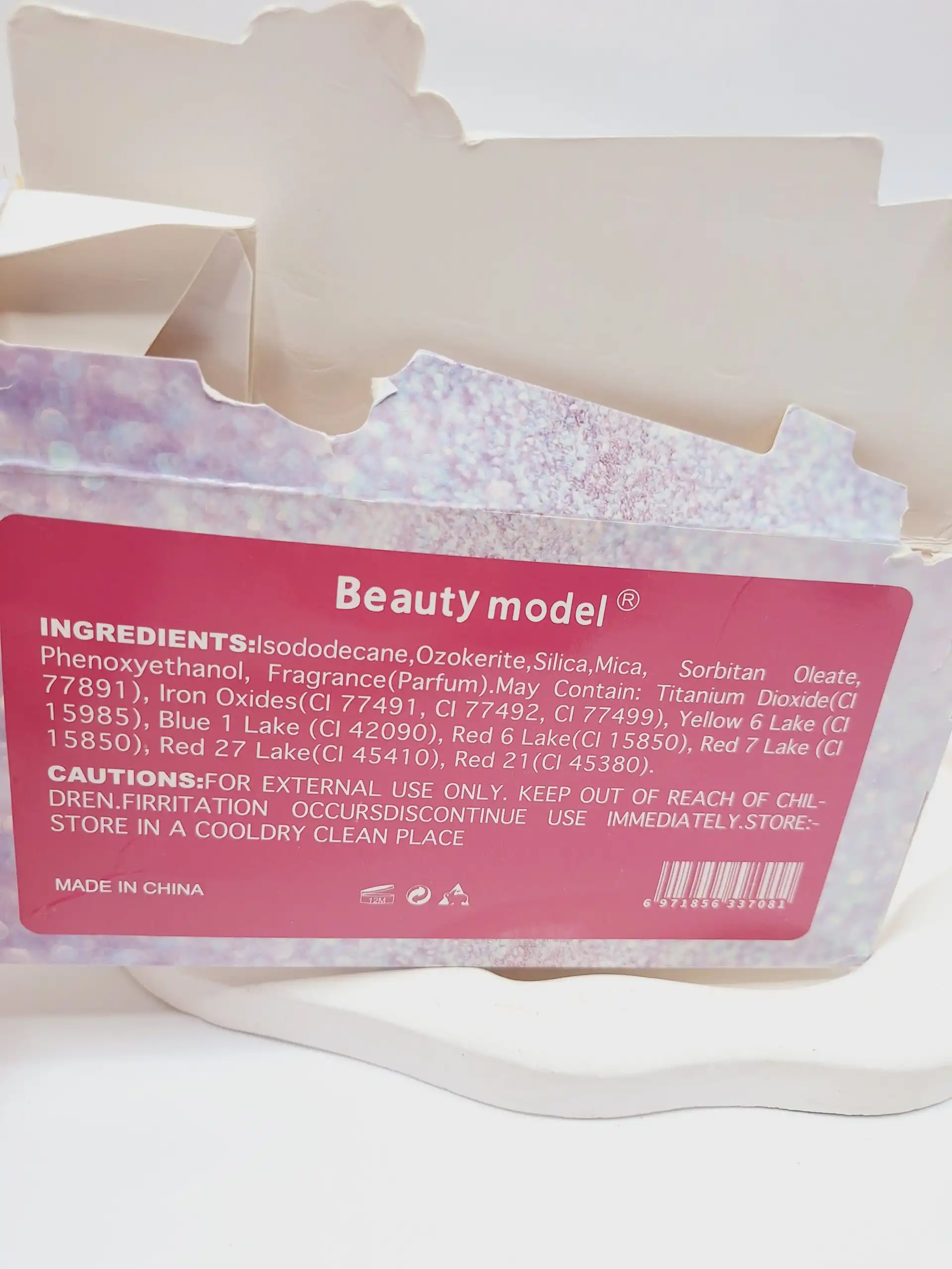 لیپ گلاس رنگارنگ گلیتری میکی موس برند Beauty model کدL7081