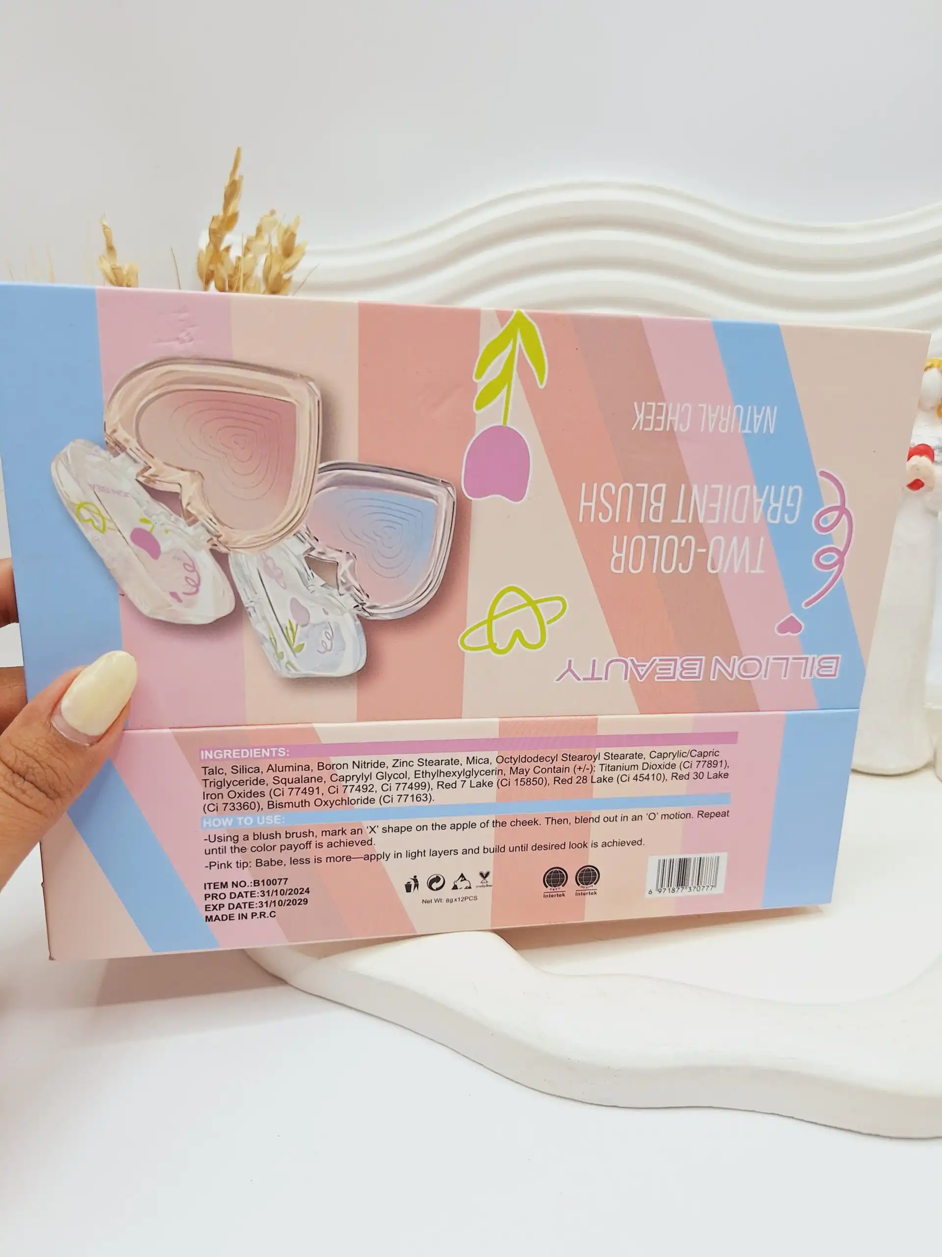 رژگونه دورنگ طرح قلبی برند  BILLION BEAUTY کد 1777