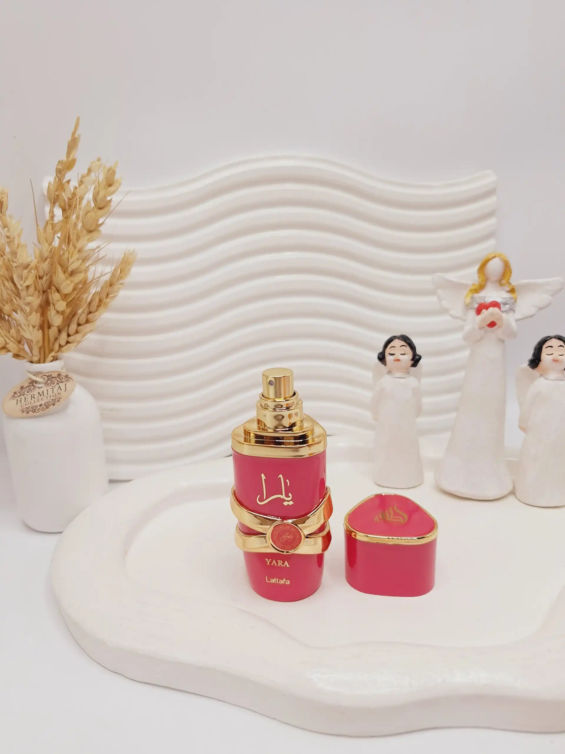 ادکلن زنانه (سرخابی) یارا کد 1582