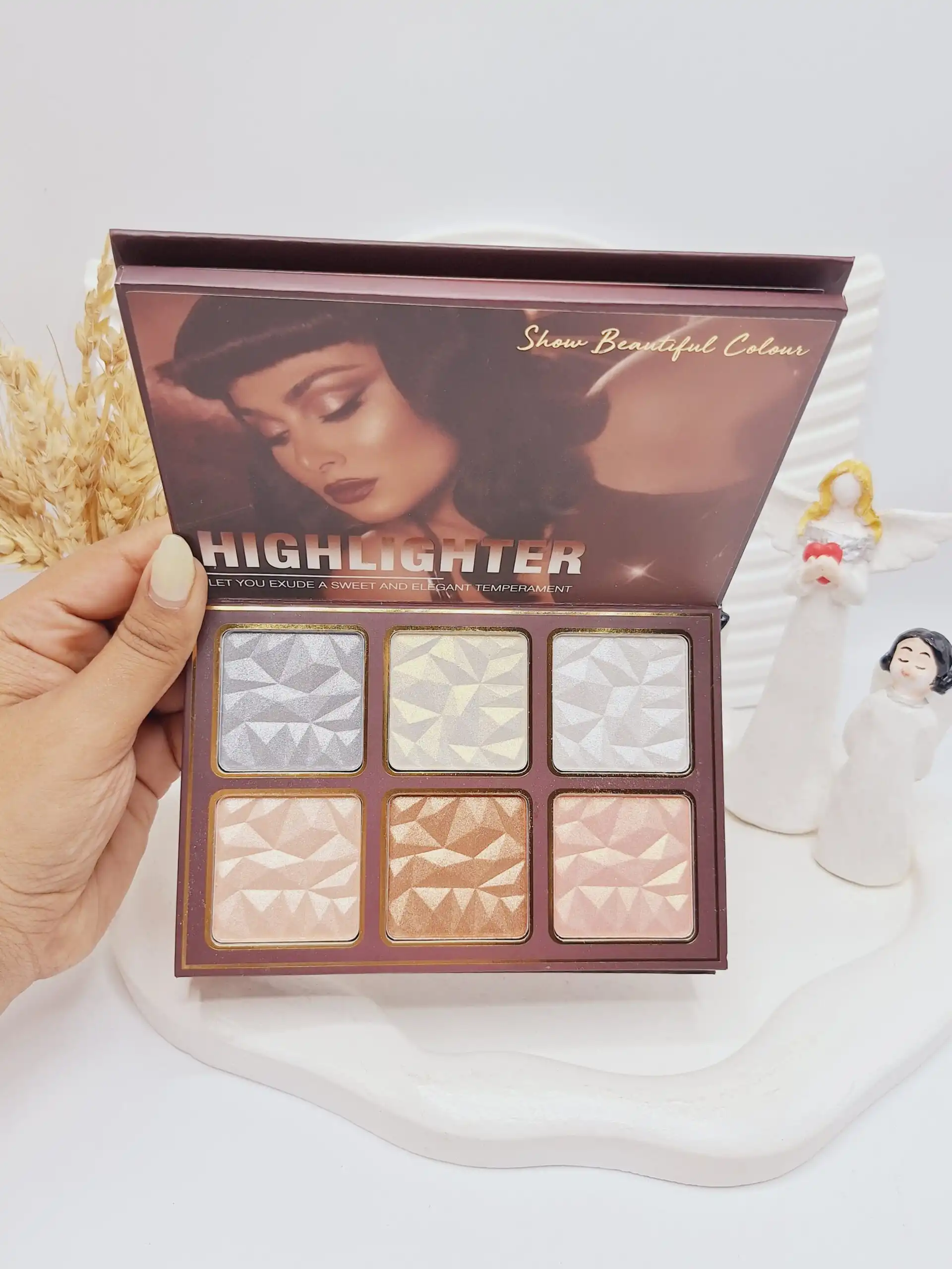 پالت کتابی برند Naughty کد0612