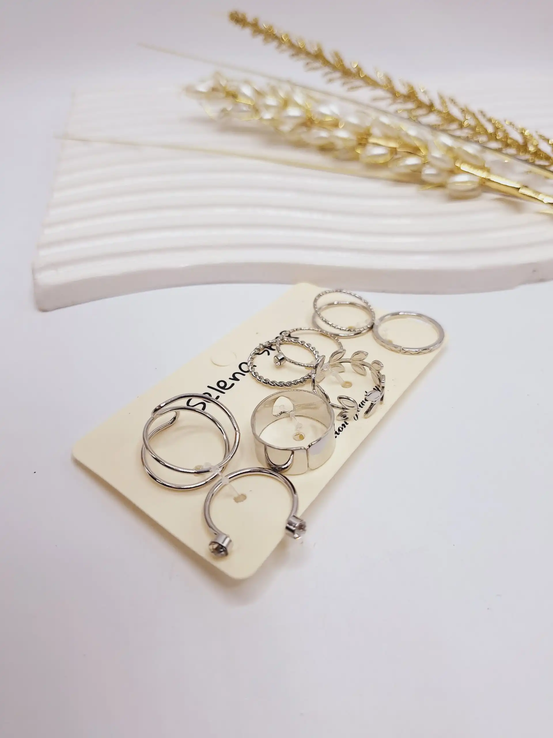 پک انگشتر Selena نقره ای طرح شاخه و برگ آبکاری رادیوم