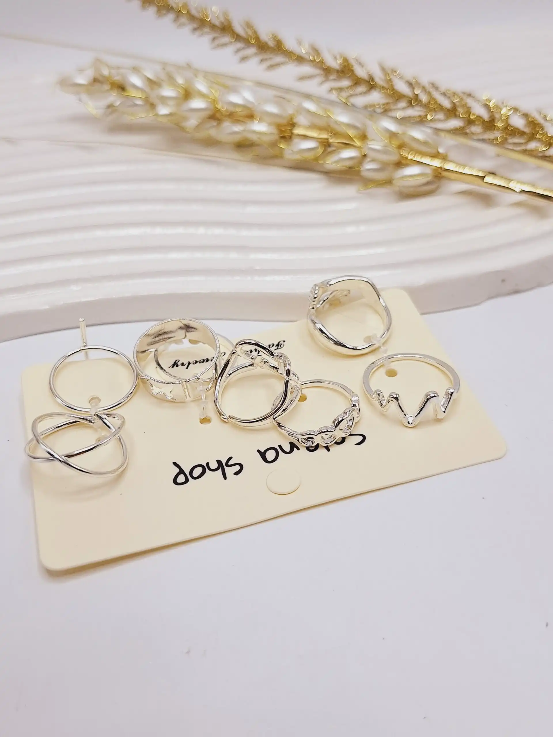 پک انگشتر Selena نقره ای طرح آغوش آبکاری رادیوم