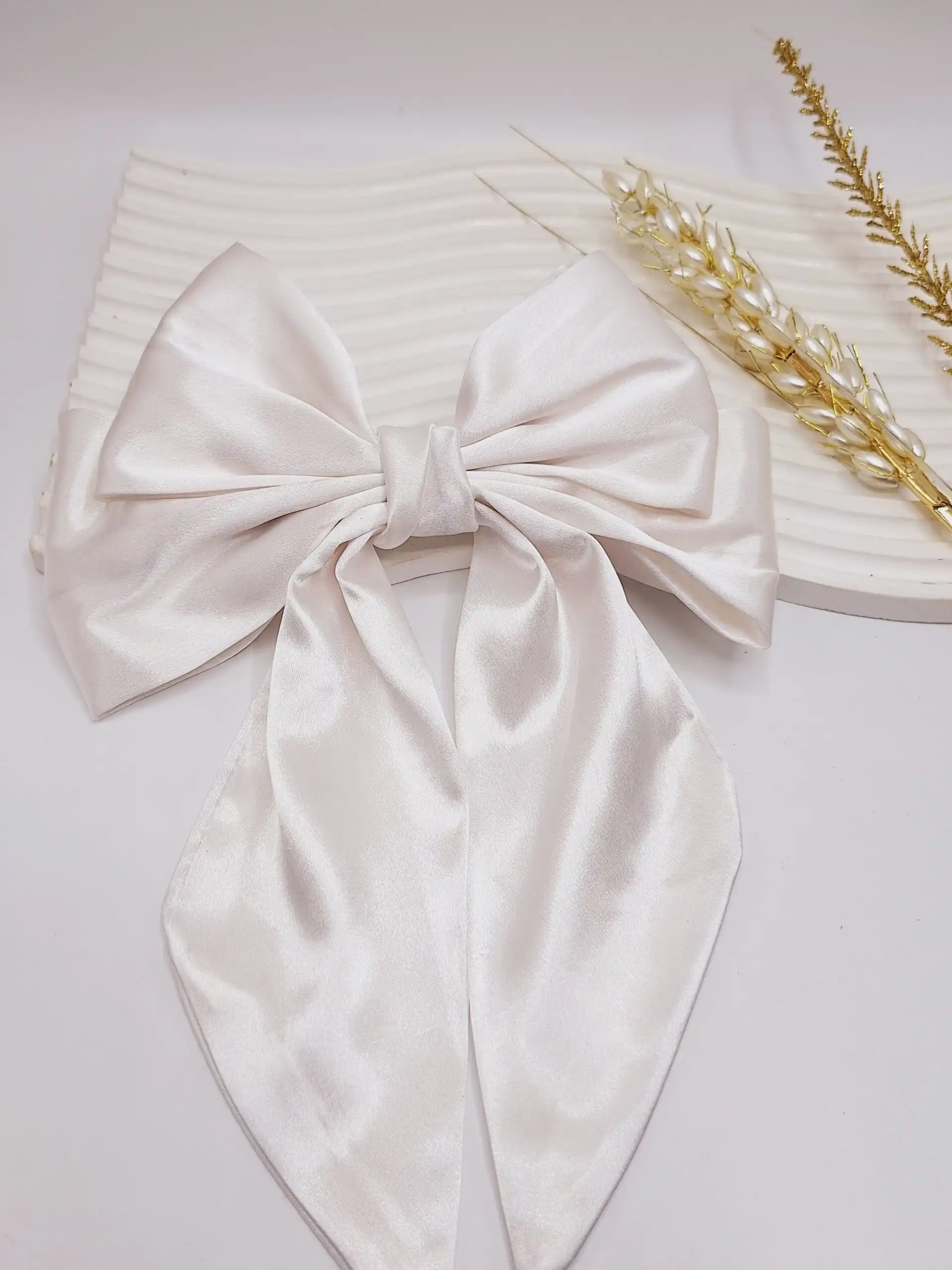 گیره یا گلسر مو فرانسوی طرح پاپیون جنس ساتن با کیفیت (رنگ سفید)