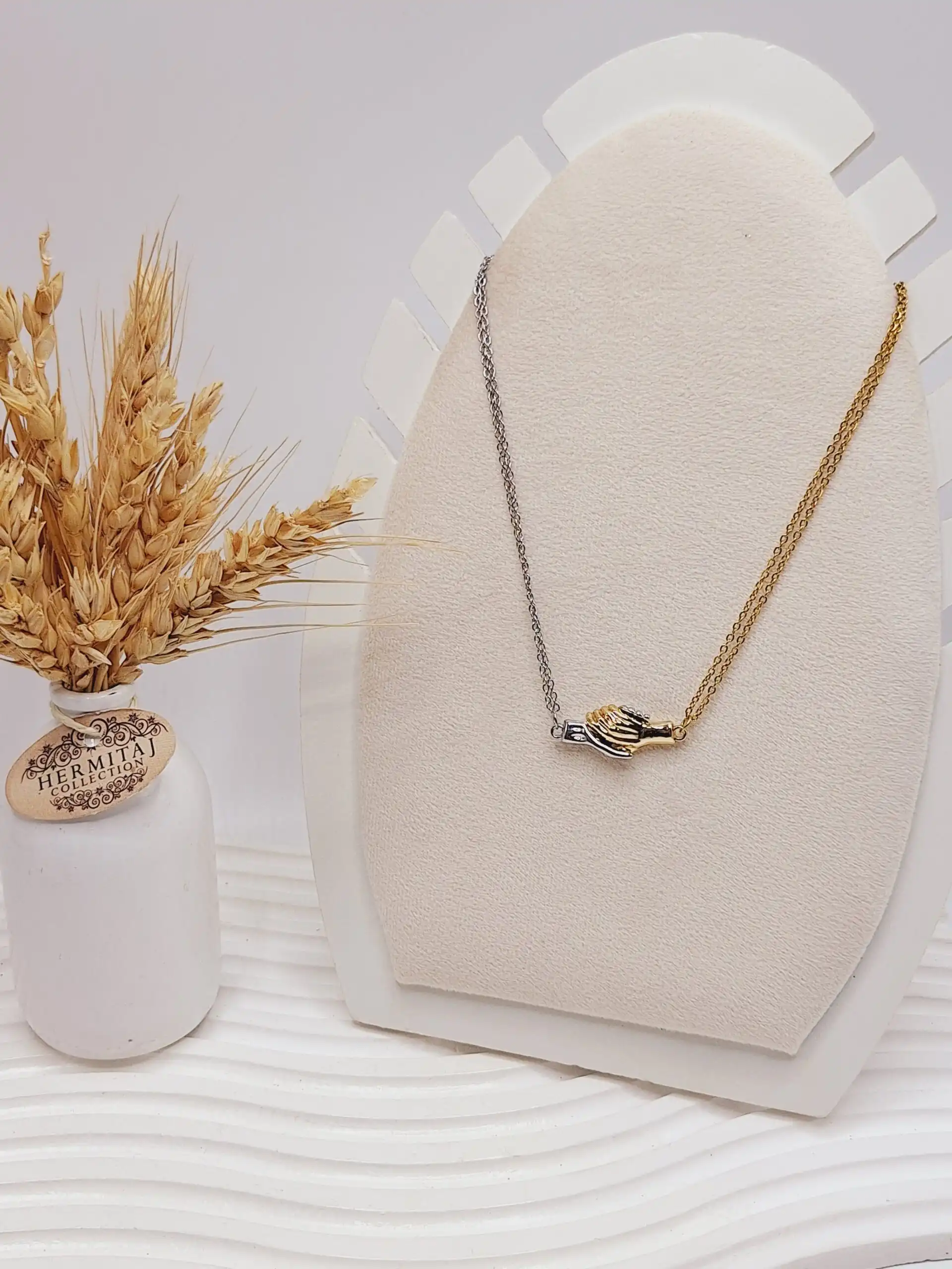 ست گردنبند مگنتی طرح دست