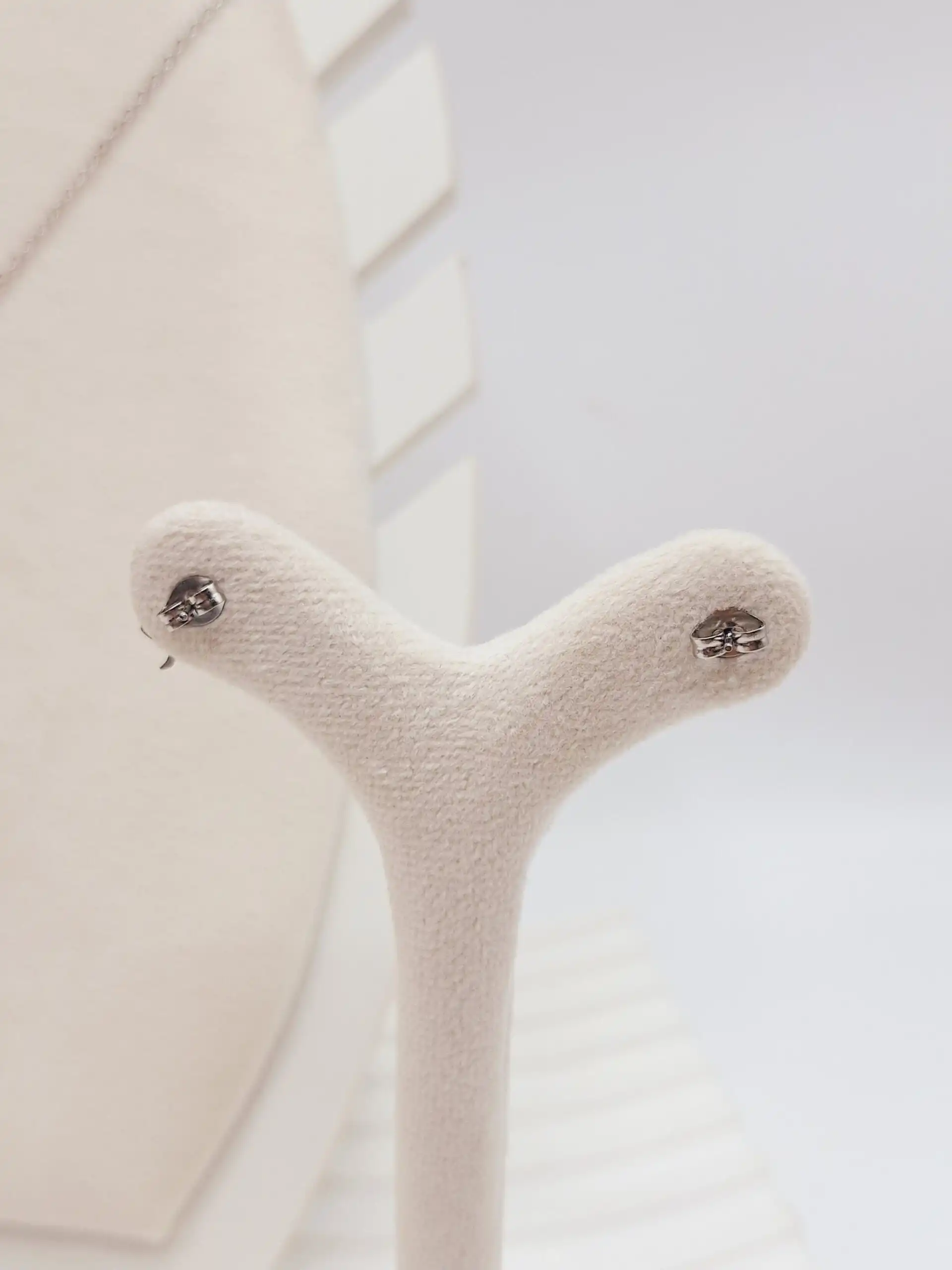 ست گوشواره و گردنبند طرح فرشته و ماه نقره ای استیل