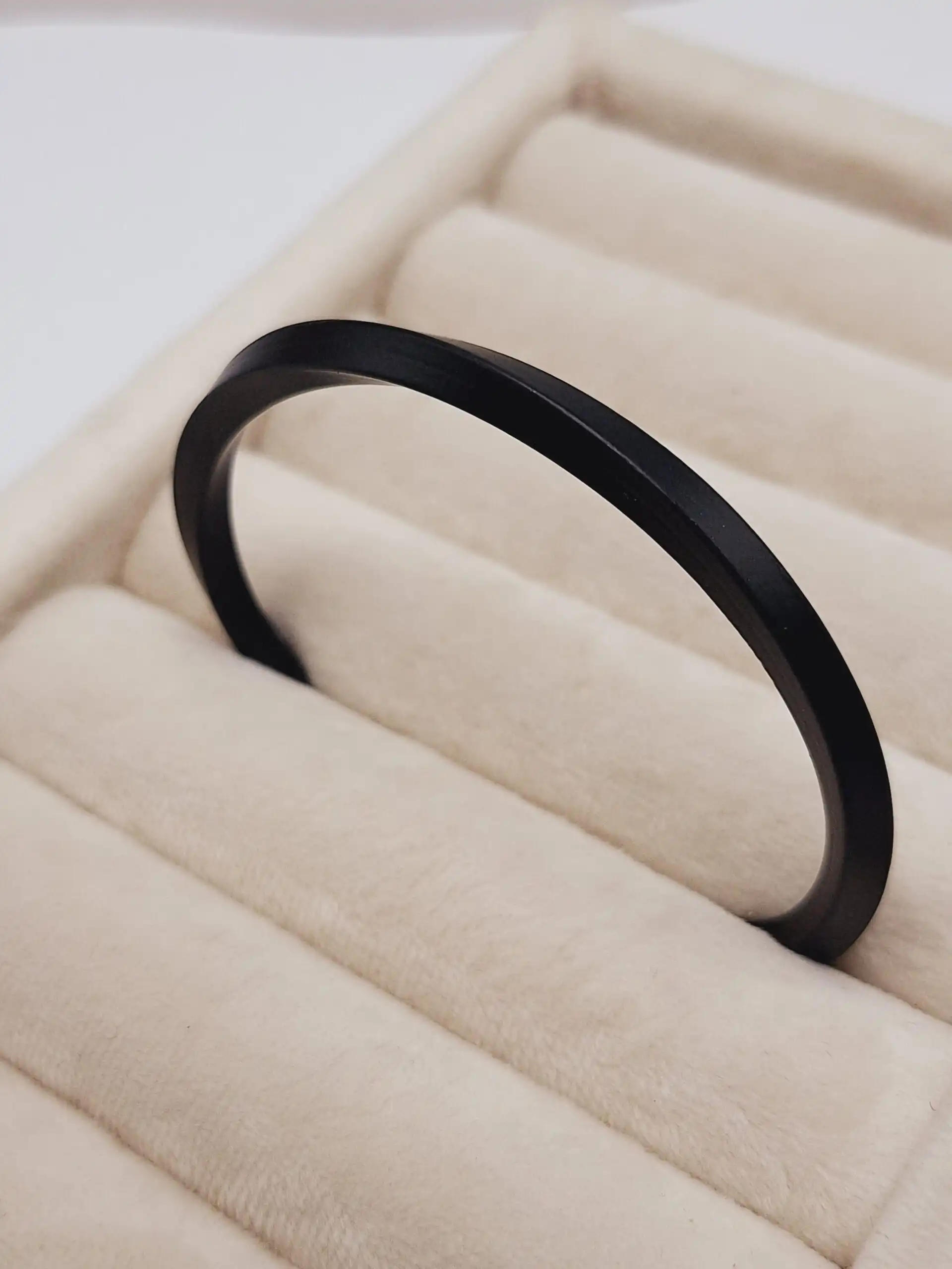 دستبند بنگل مردانه استیل مشکی