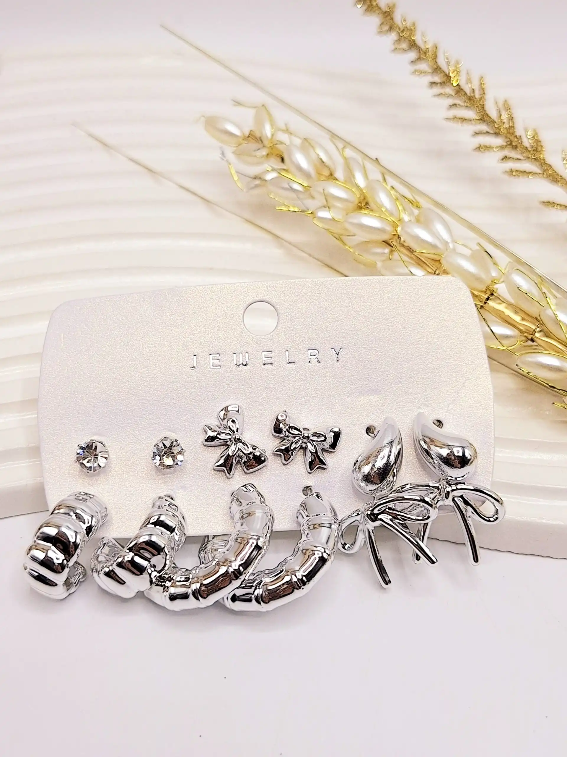 پک گوشواره 6 تایی مجلسی آبکاری رادیوم (طرح دوم)