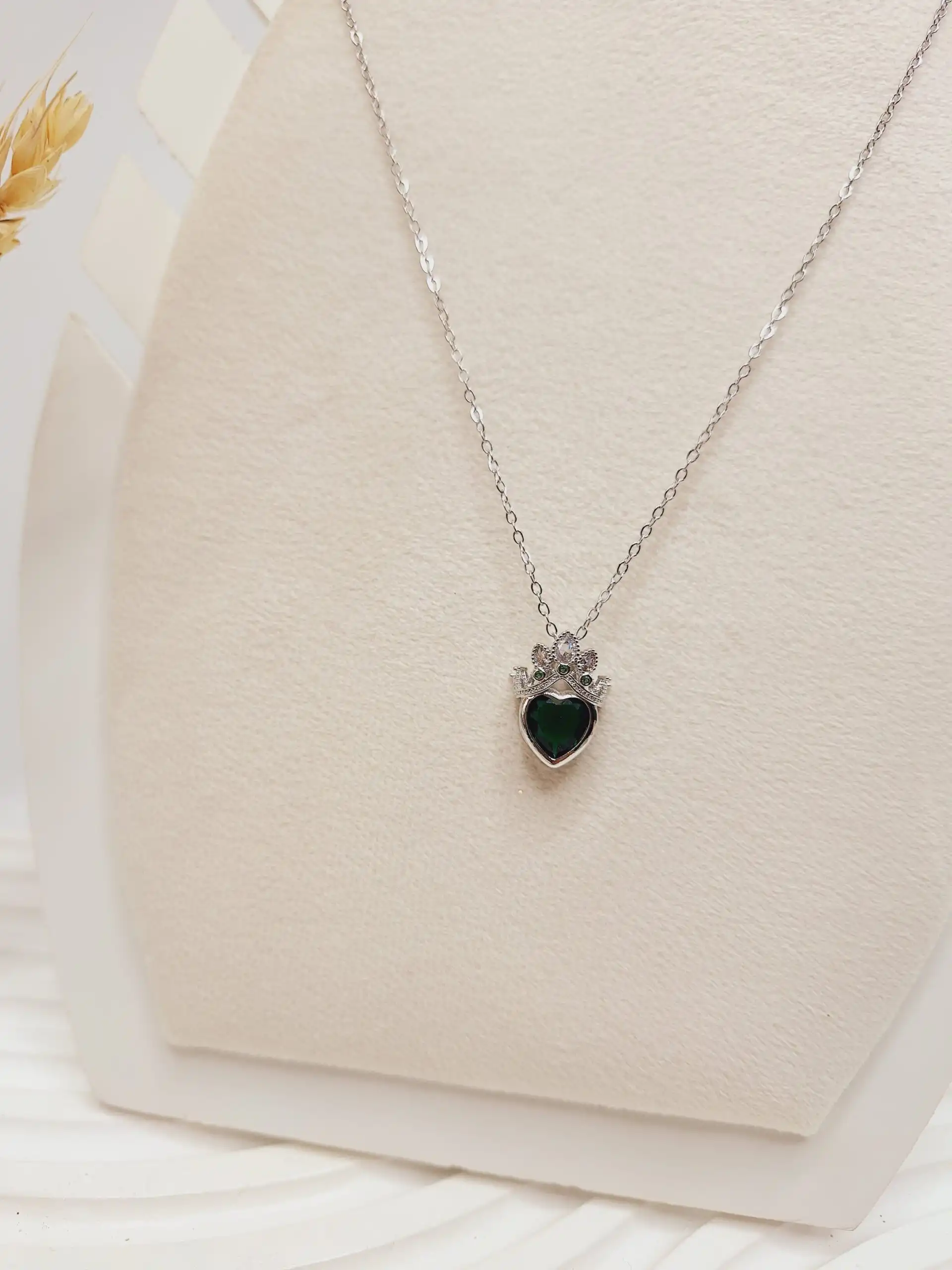 گردنبند راپونزل جواهری (رنگ سبز)