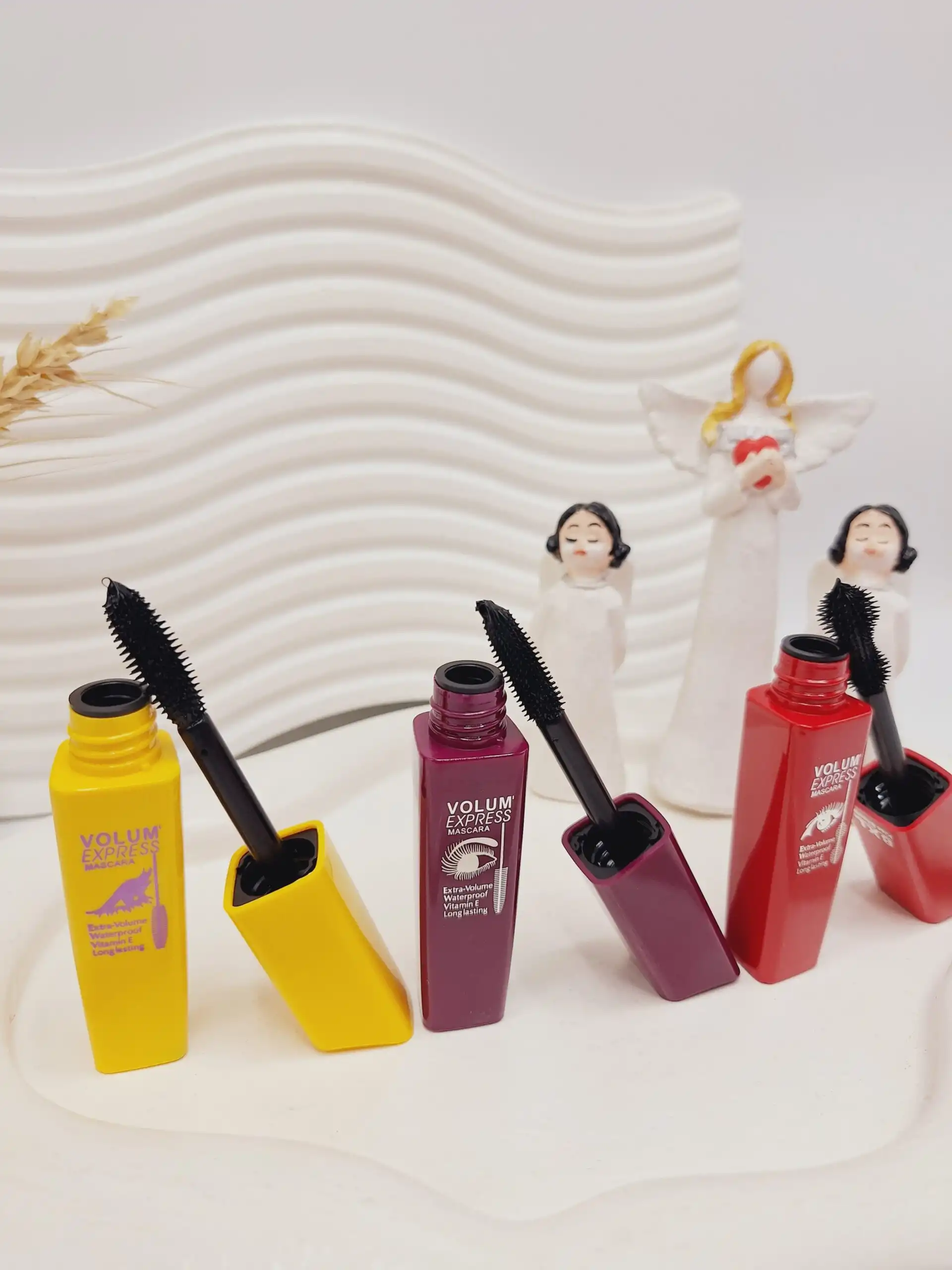 ریمل فر کننده حجم دهنده بلند کننده ضد آب 8XL برند VOLUM EXPRESS کد 9092