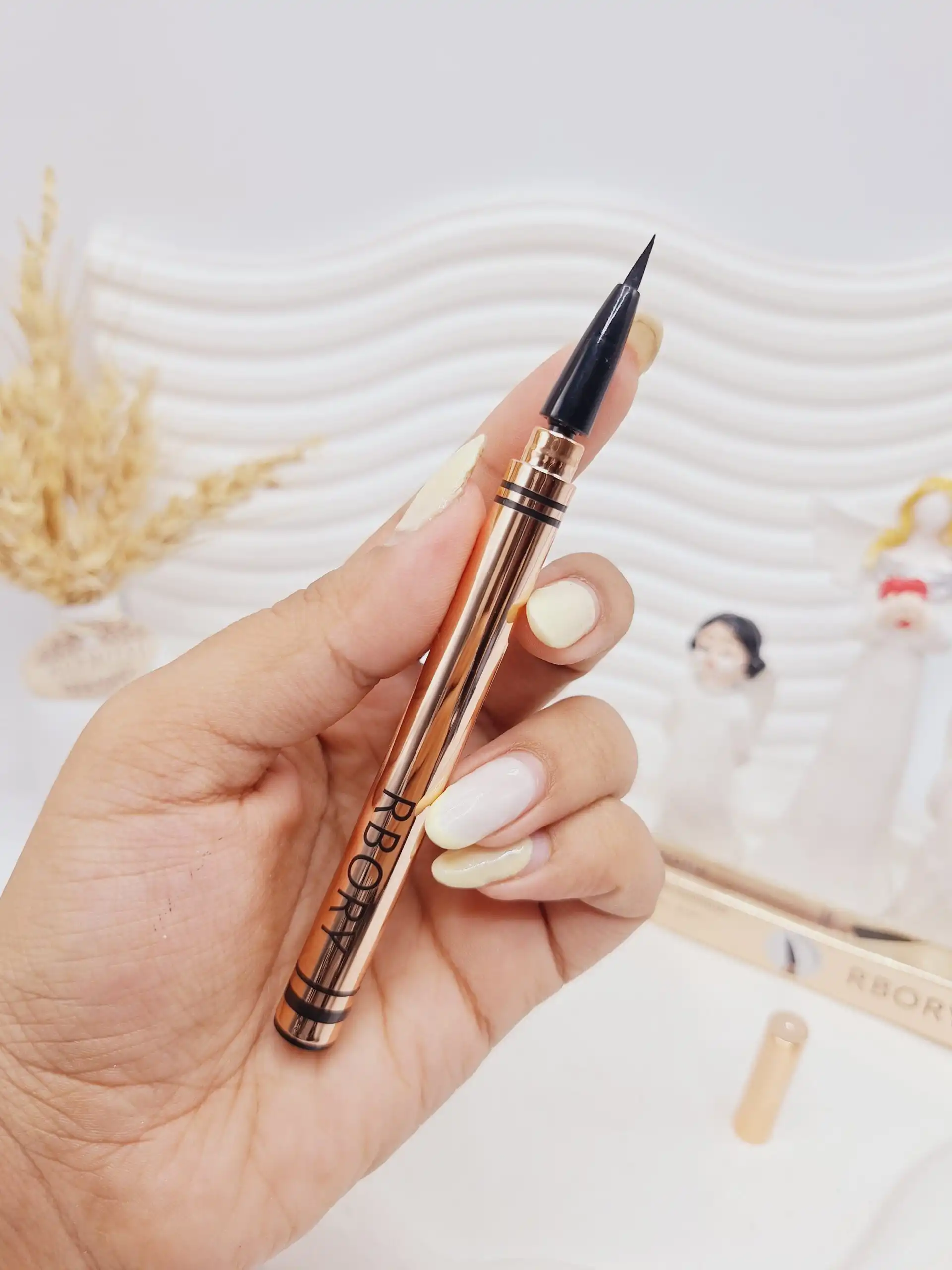 خط چشم مشکی ماژیکی خم شونده برند RBORY اصلی ضد آب کد 2985